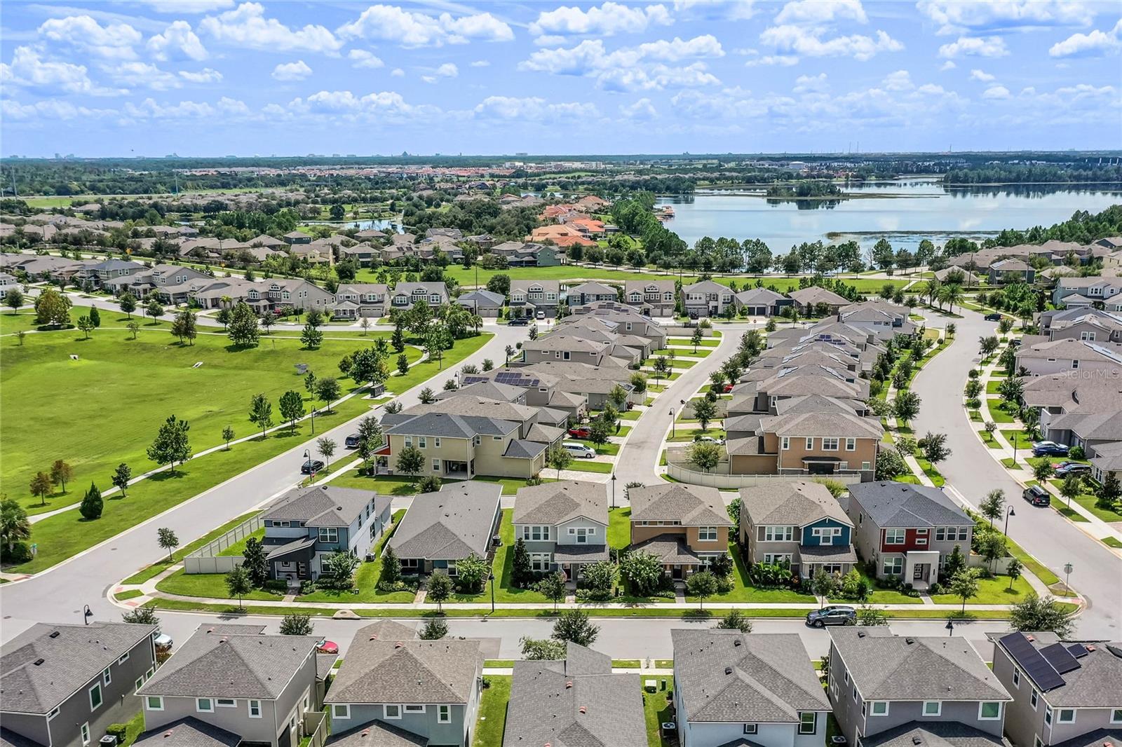 Image 44 of 56 For 16716 Wingspread Loop