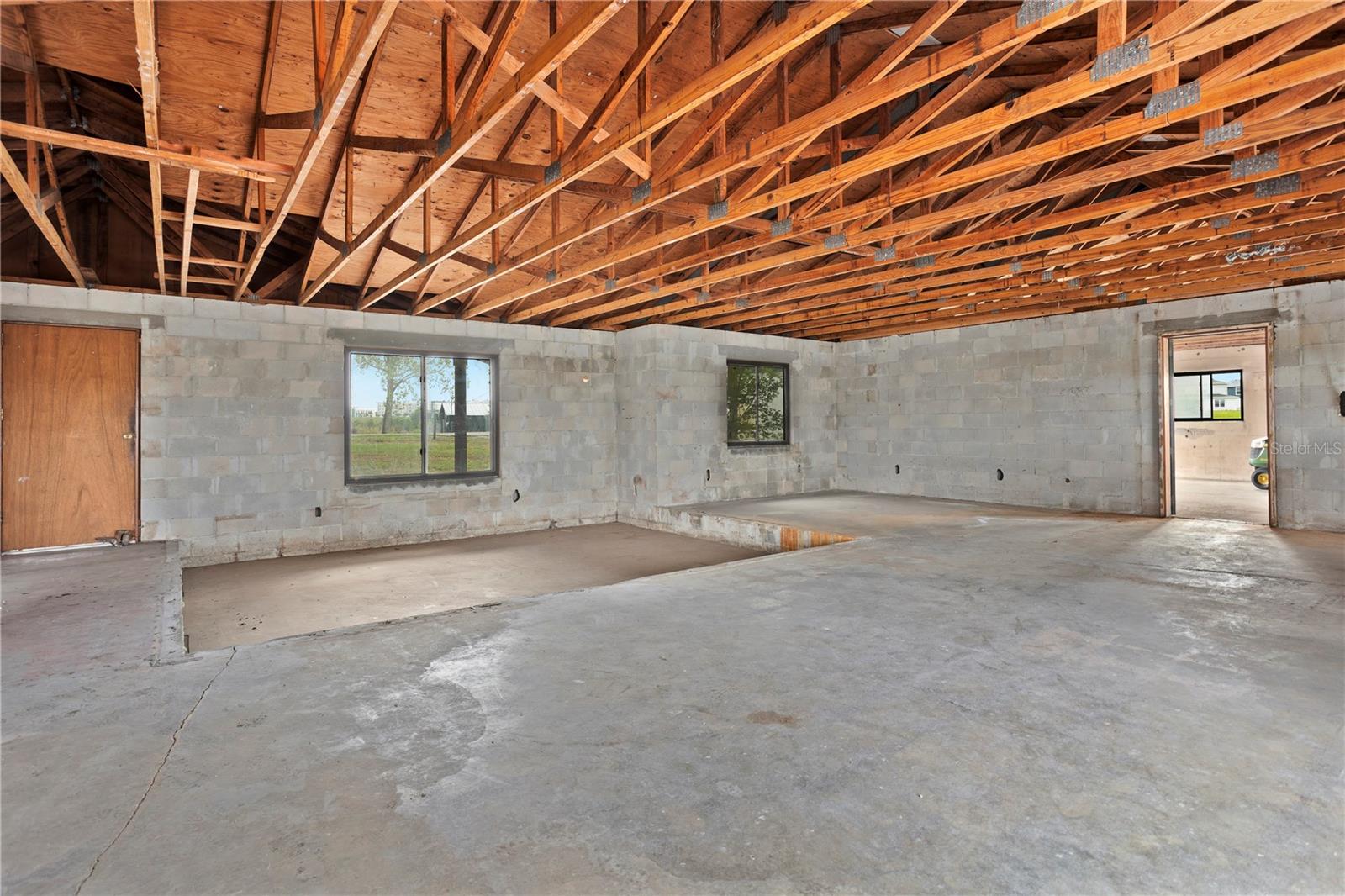 Image 20 of 38 For 17425 Lake Ingram Road