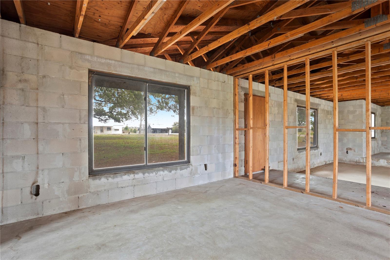 Image 21 of 38 For 17425 Lake Ingram Road