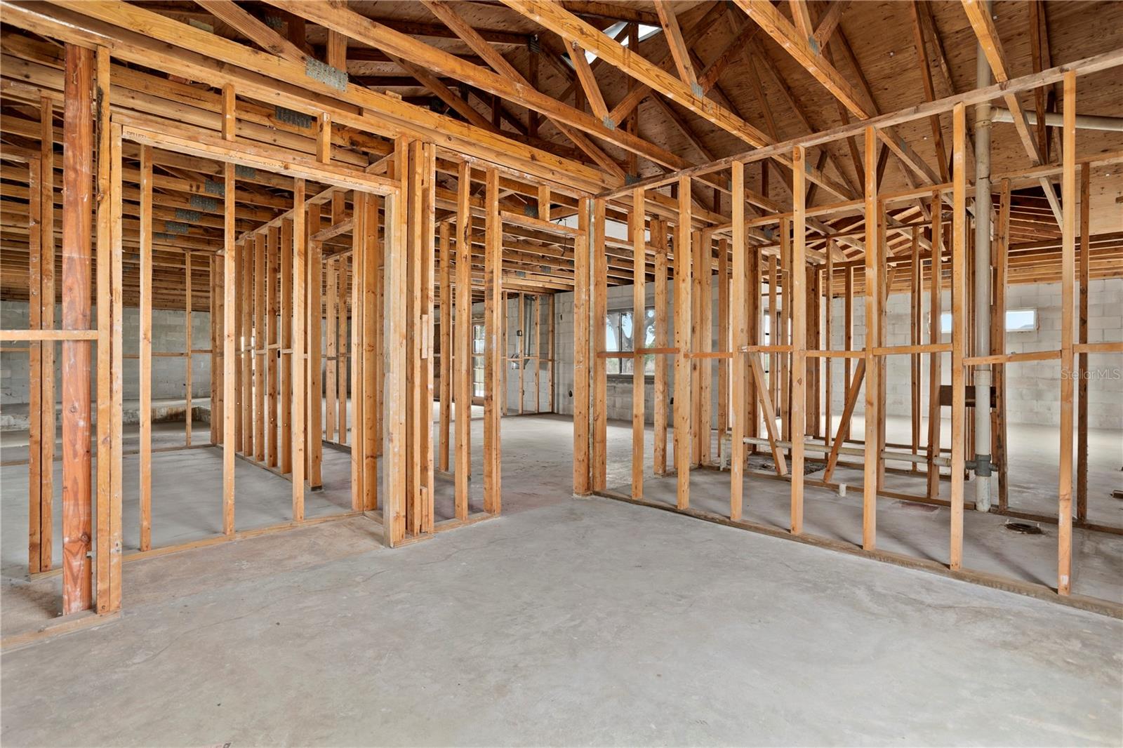 Image 25 of 38 For 17425 Lake Ingram Road