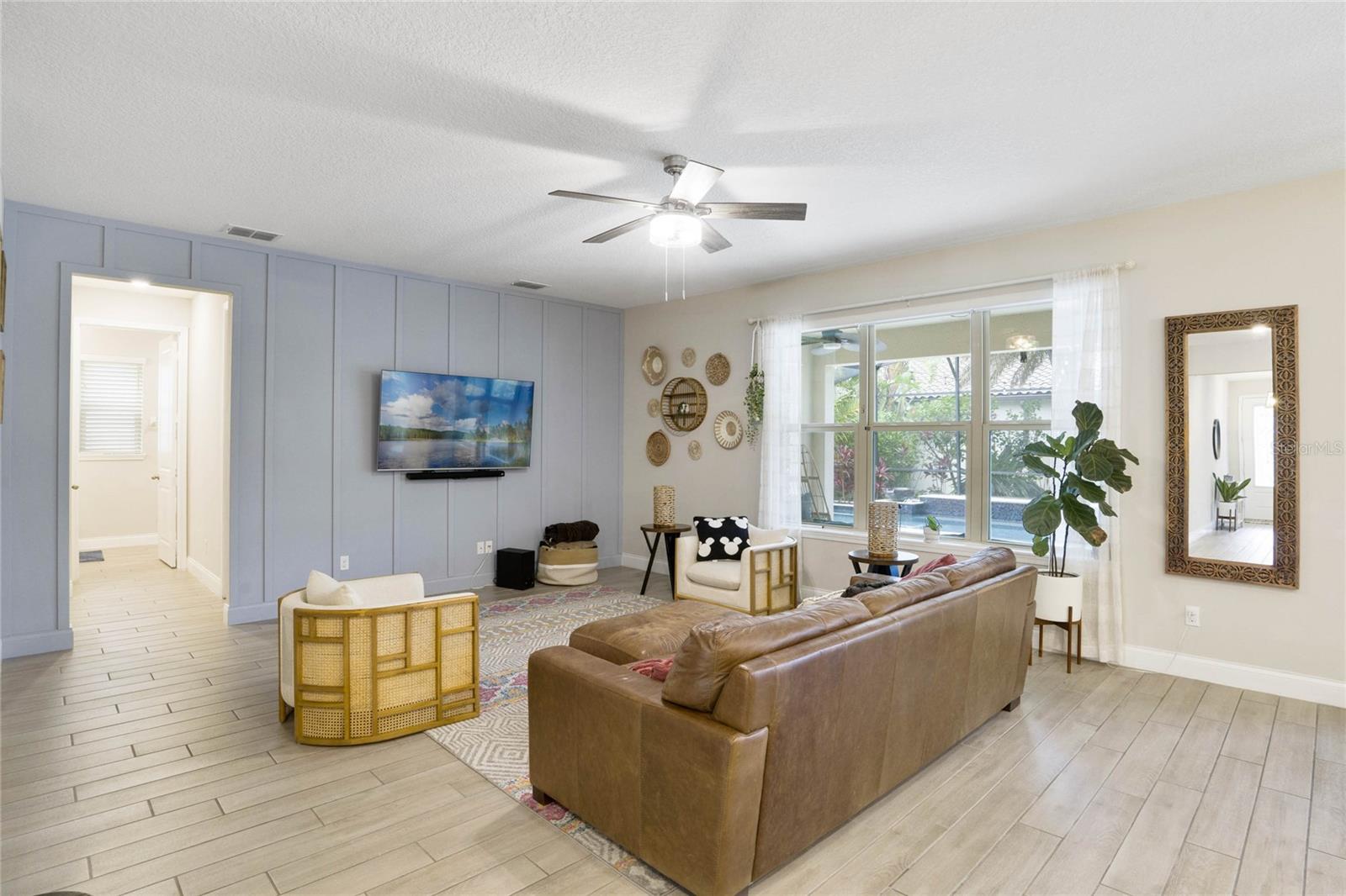 Image 11 of 46 For 8414 Vivaro Isle Way