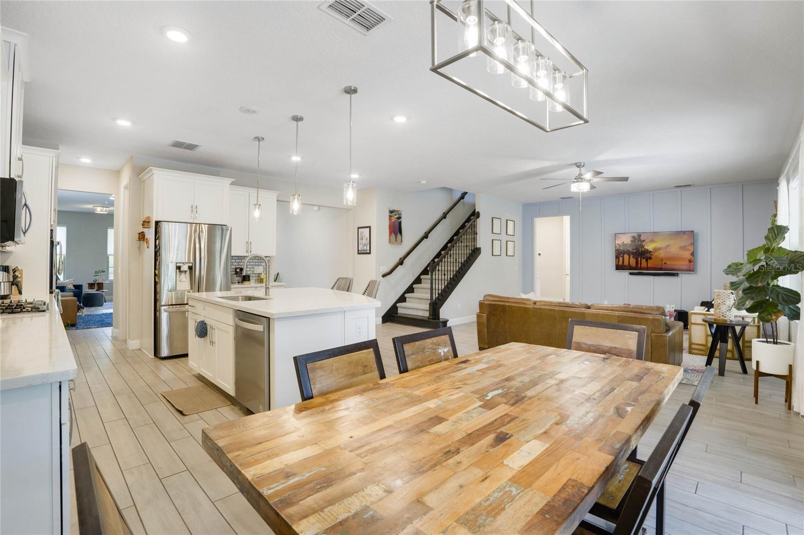 Image 20 of 46 For 8414 Vivaro Isle Way