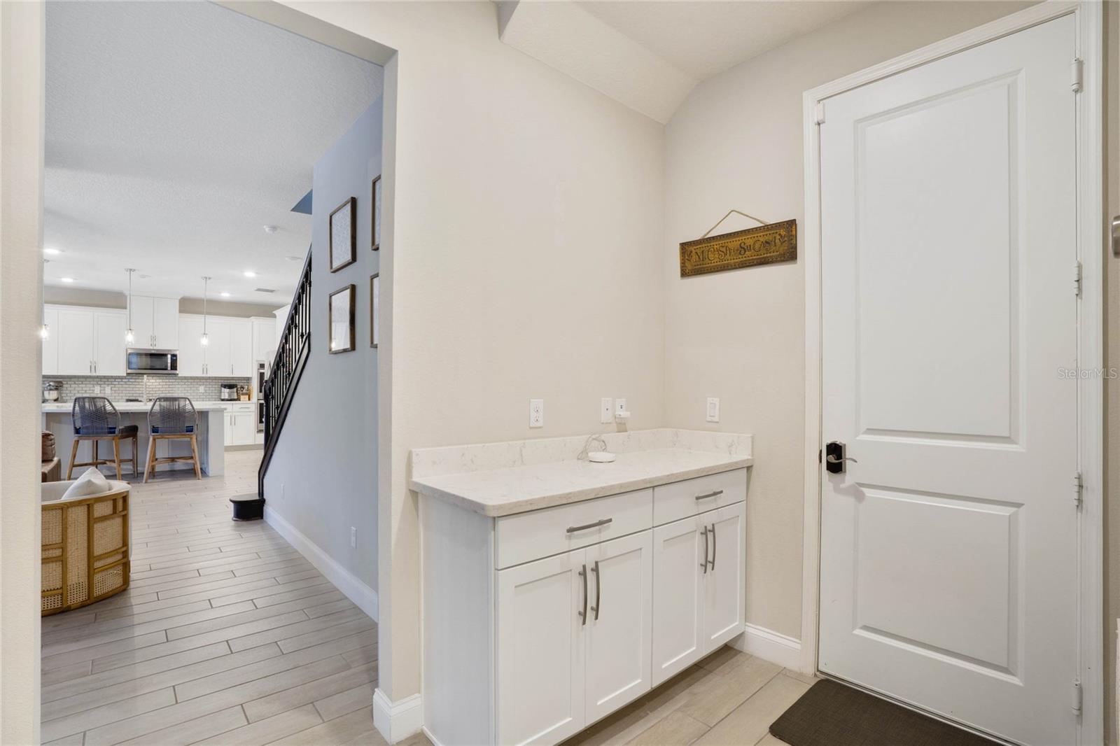 Image 21 of 46 For 8414 Vivaro Isle Way