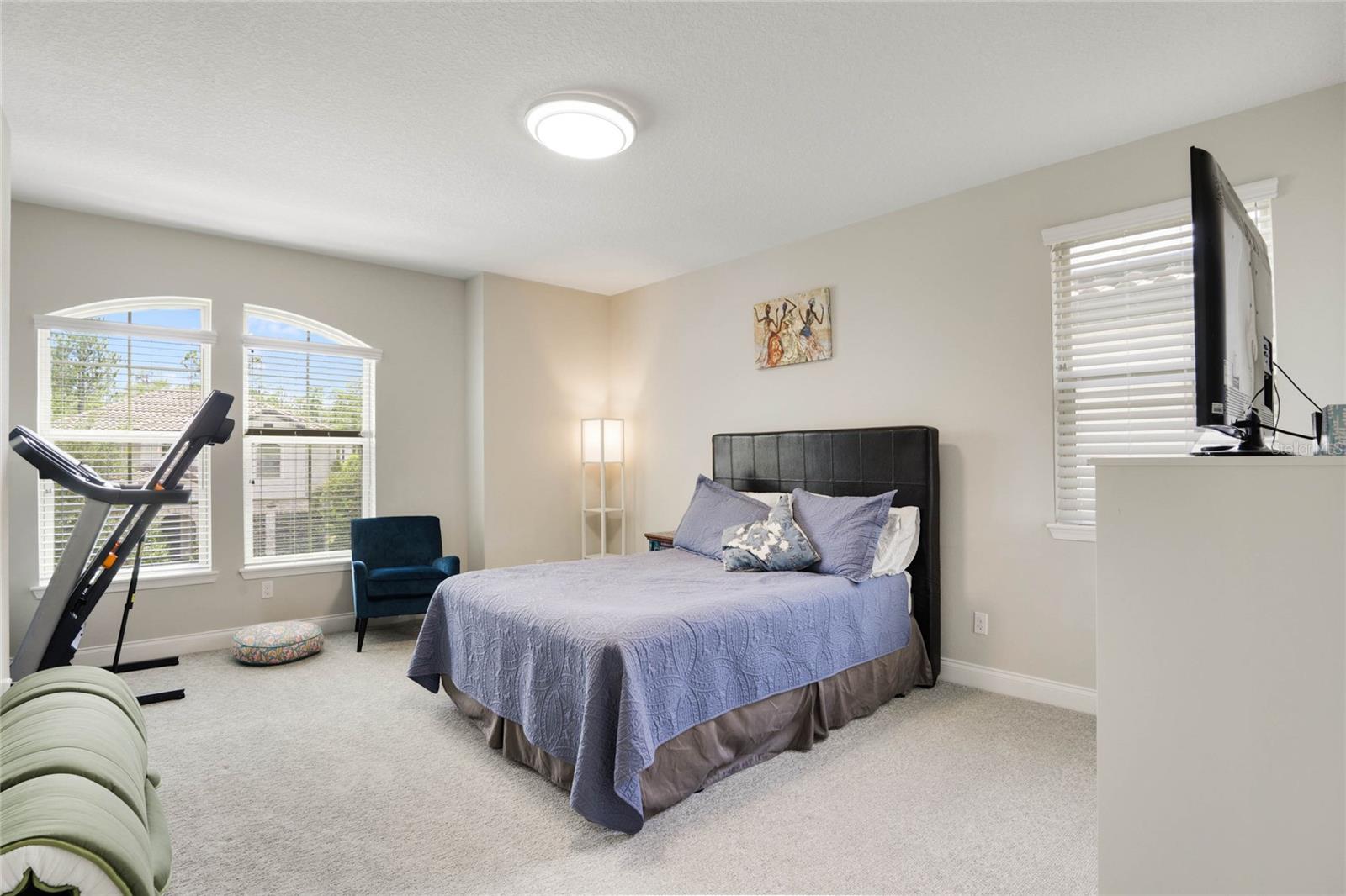 Image 30 of 46 For 8414 Vivaro Isle Way