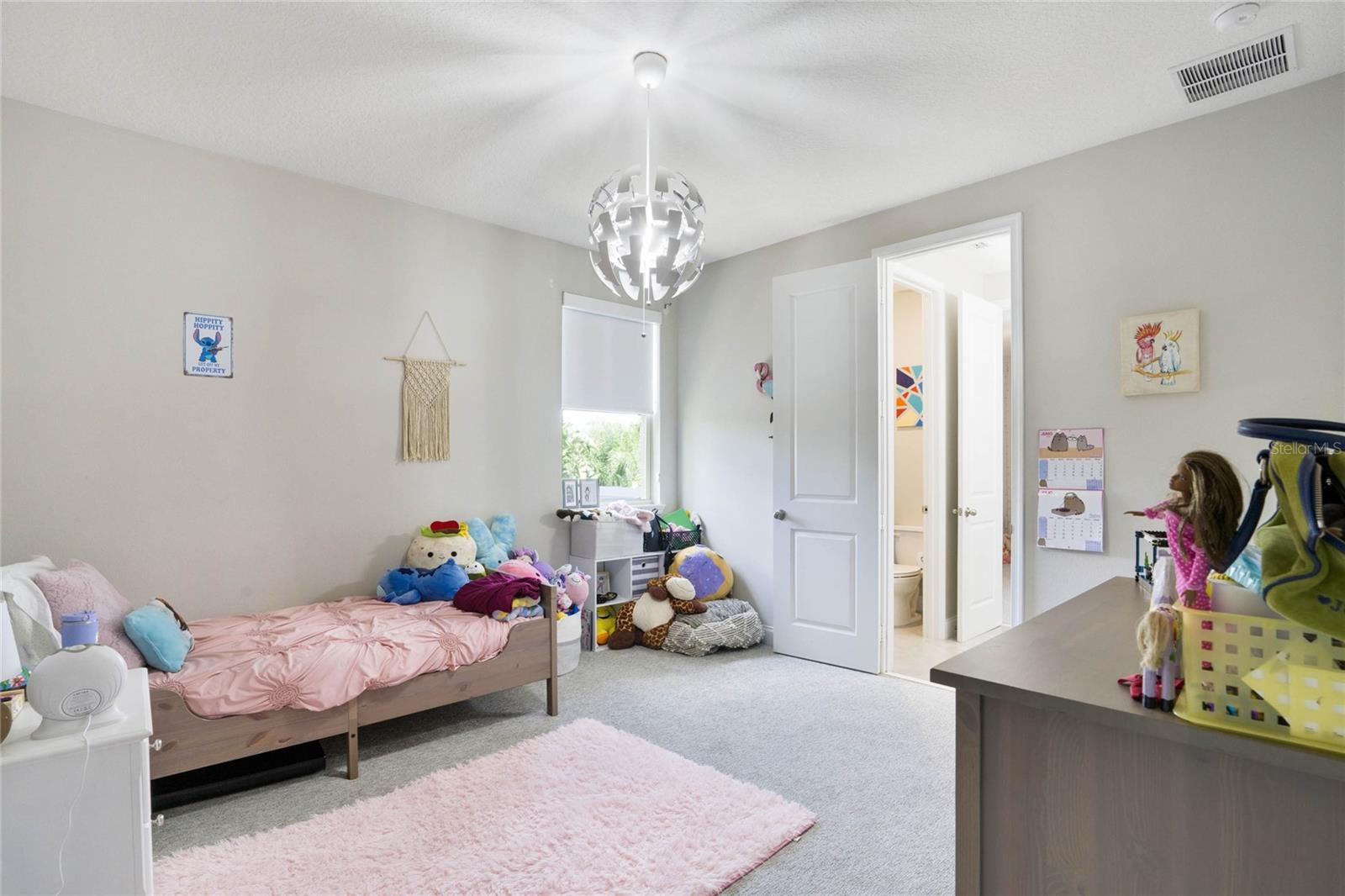 Image 34 of 46 For 8414 Vivaro Isle Way