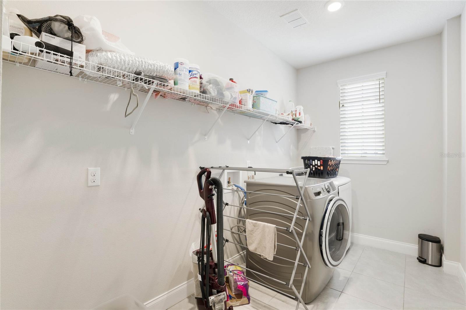 Image 38 of 46 For 8414 Vivaro Isle Way