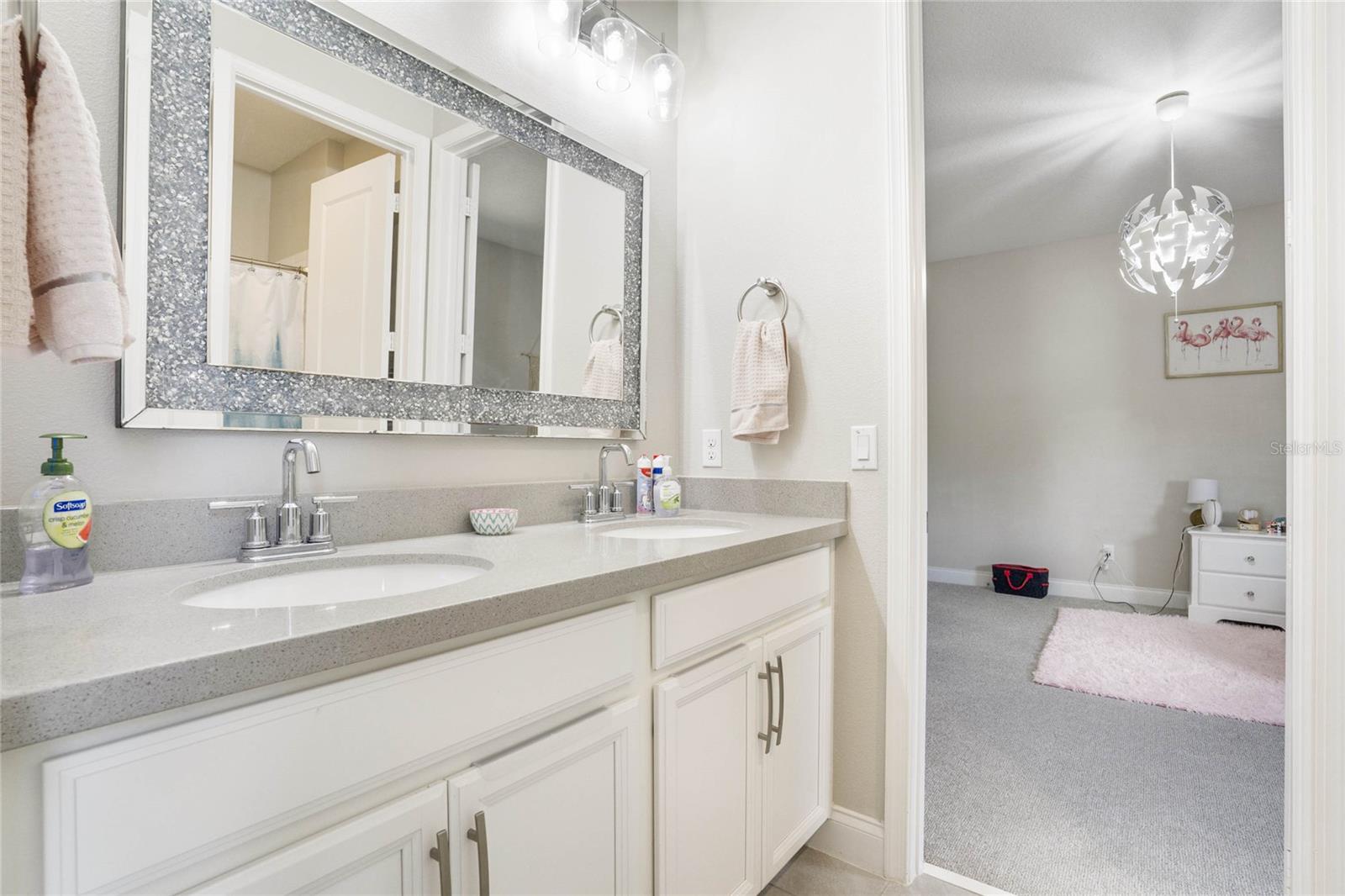 Image 45 of 46 For 8414 Vivaro Isle Way