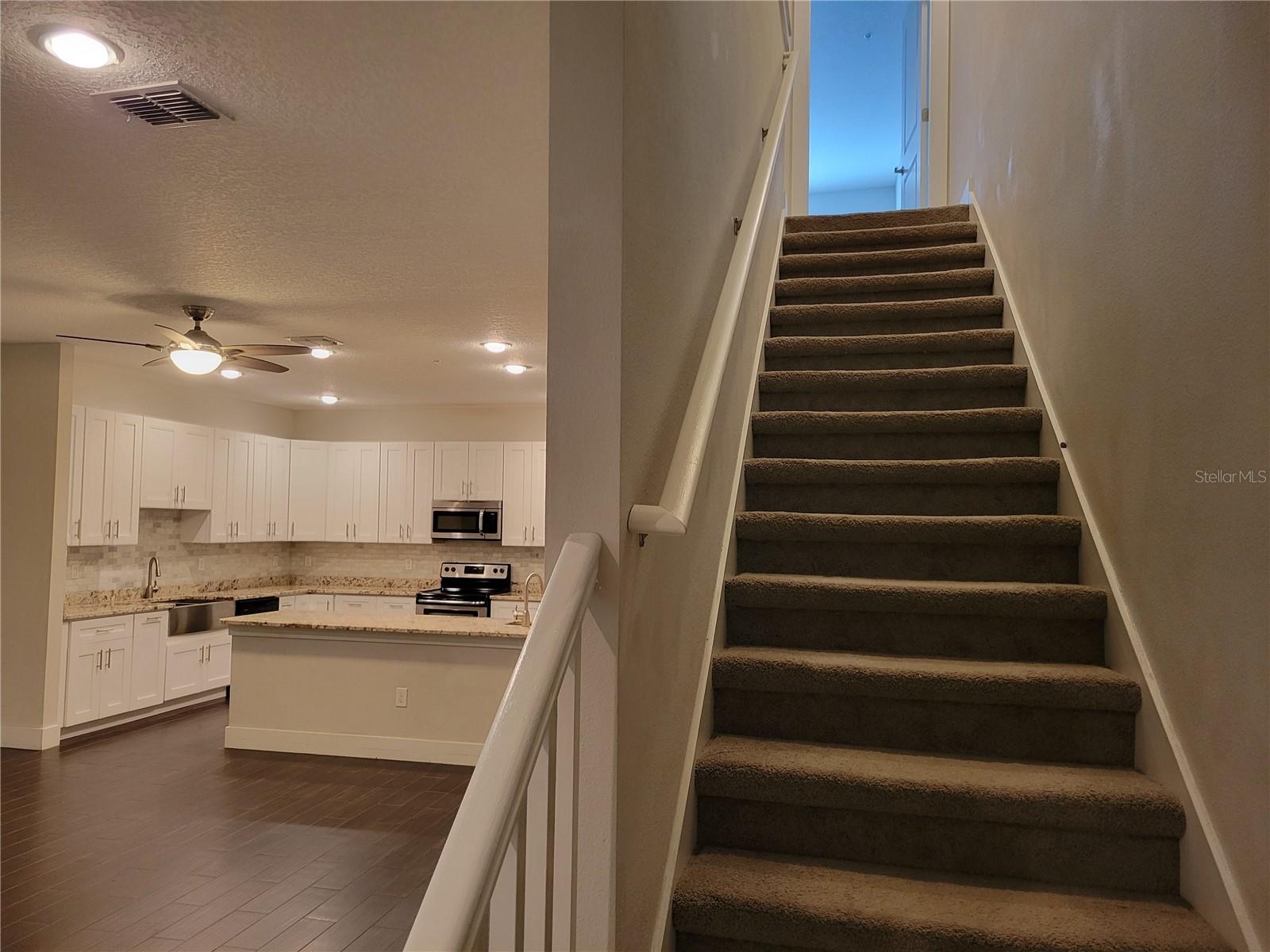 Image 14 of 33 For 1212 Bumby Avenue