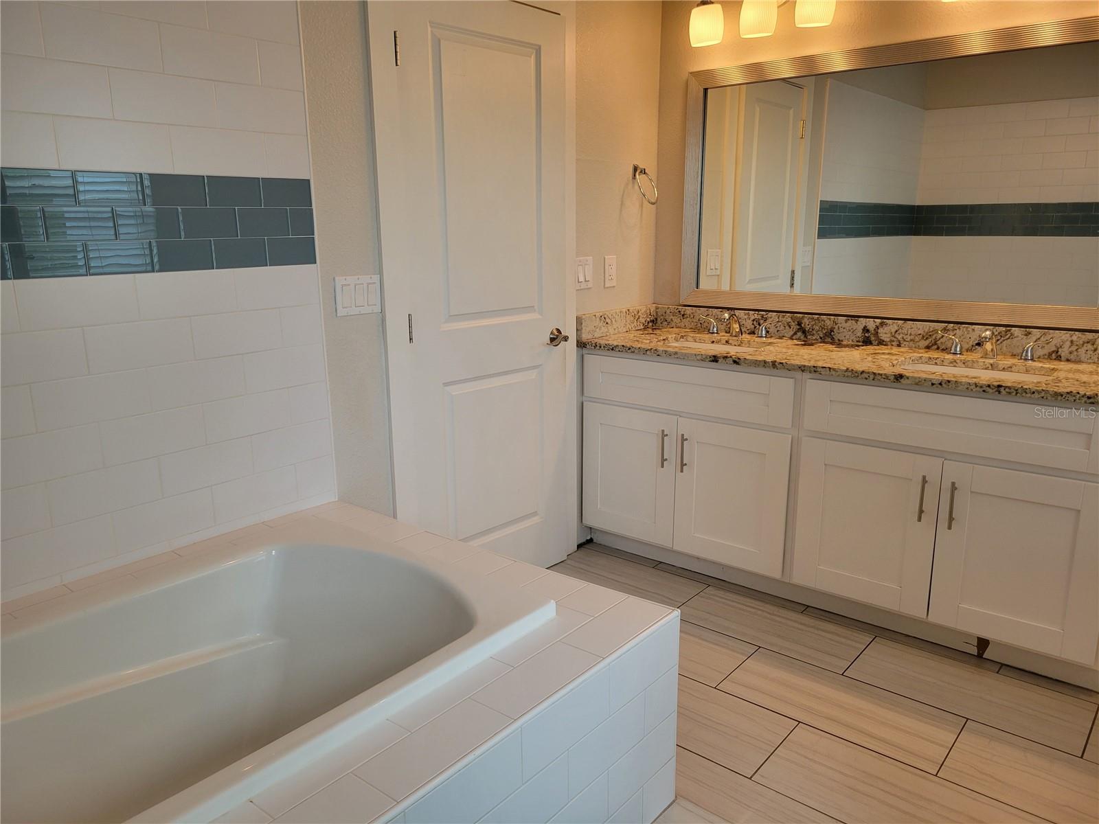 Image 18 of 33 For 1212 Bumby Avenue