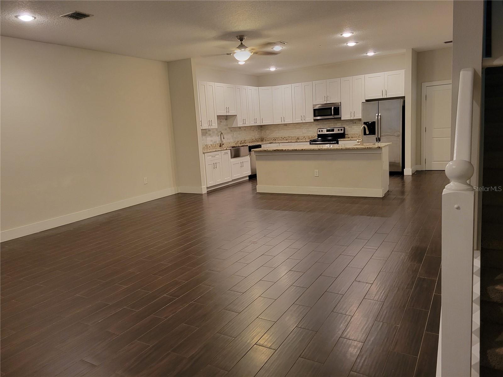 Image 3 of 33 For 1212 Bumby Avenue