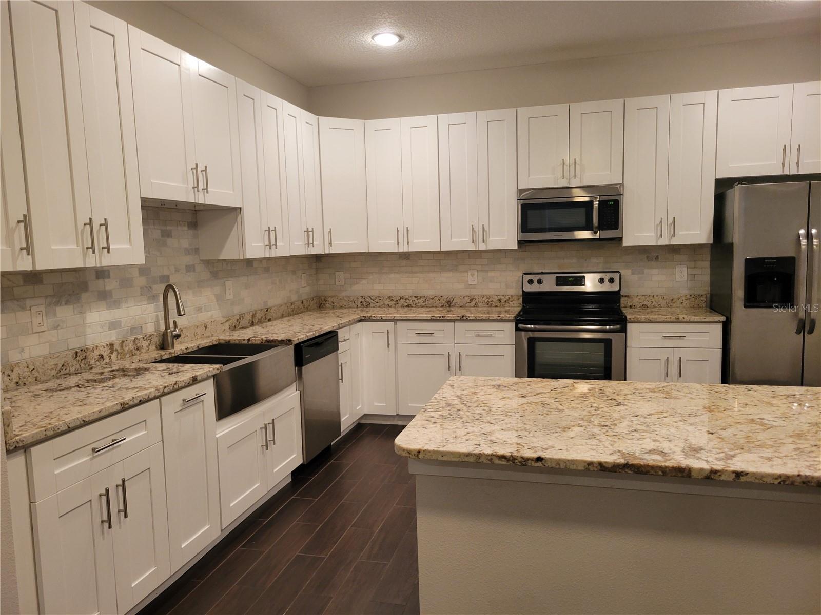 Image 6 of 33 For 1212 Bumby Avenue