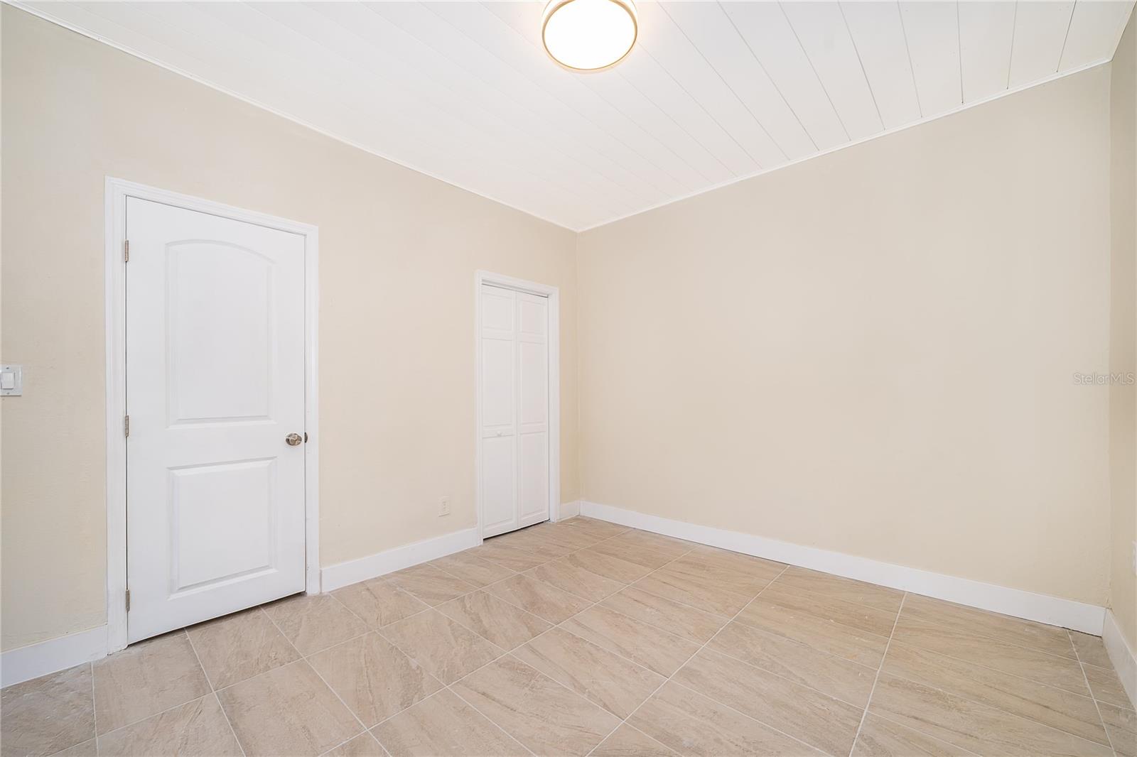 Image 10 of 14 For 601 Delaney Park Drive 2