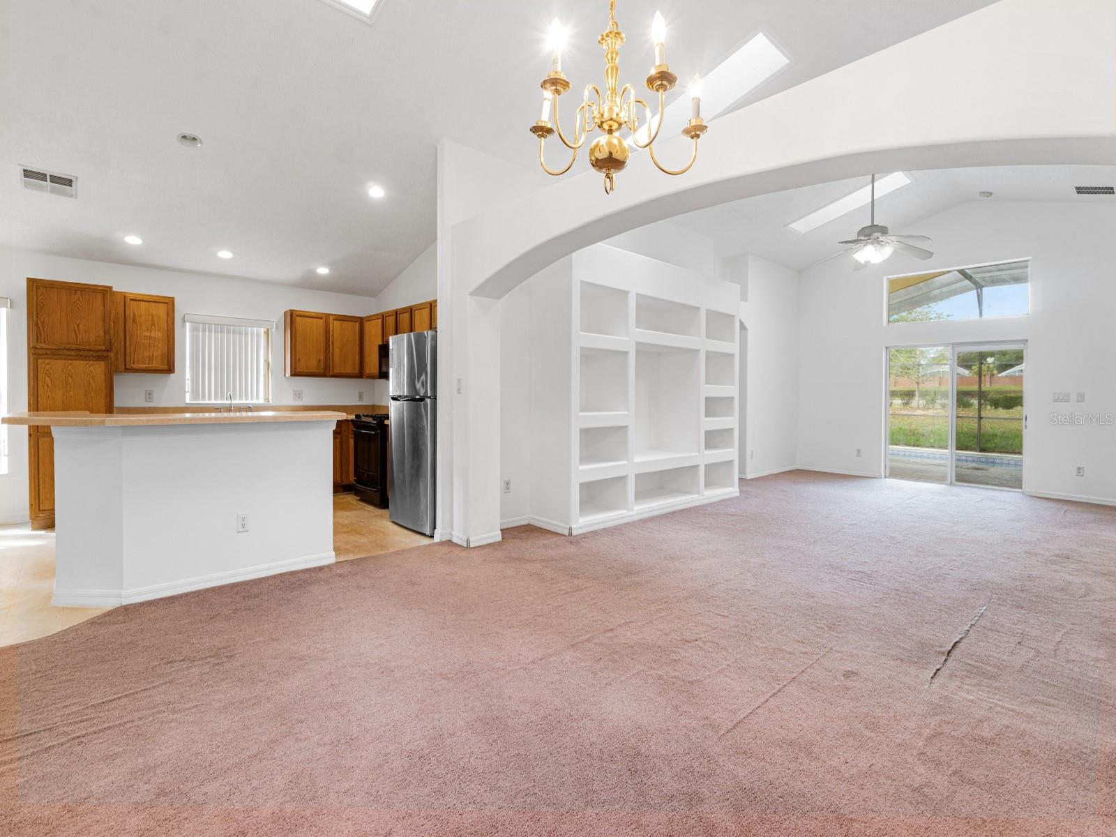 Image 10 of 40 For 16044 Magnolia Hill Street