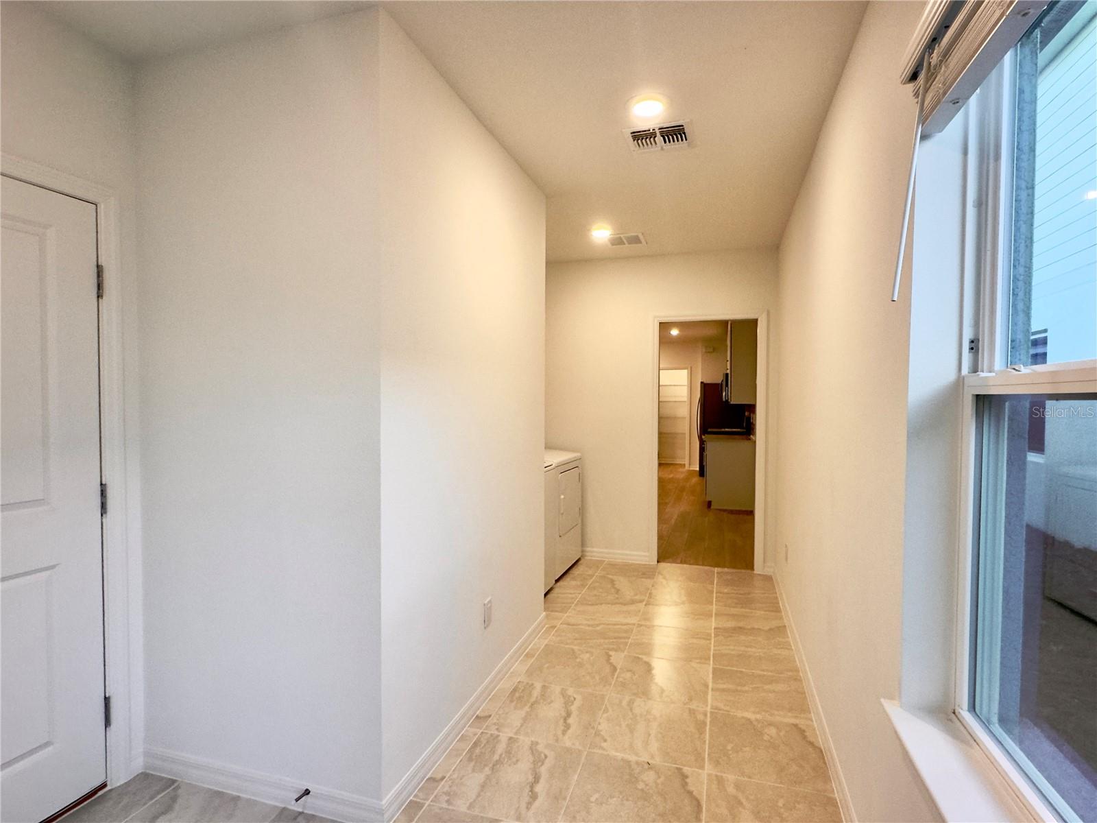 Image 33 of 39 For 4685 Sunny Citrus Lane