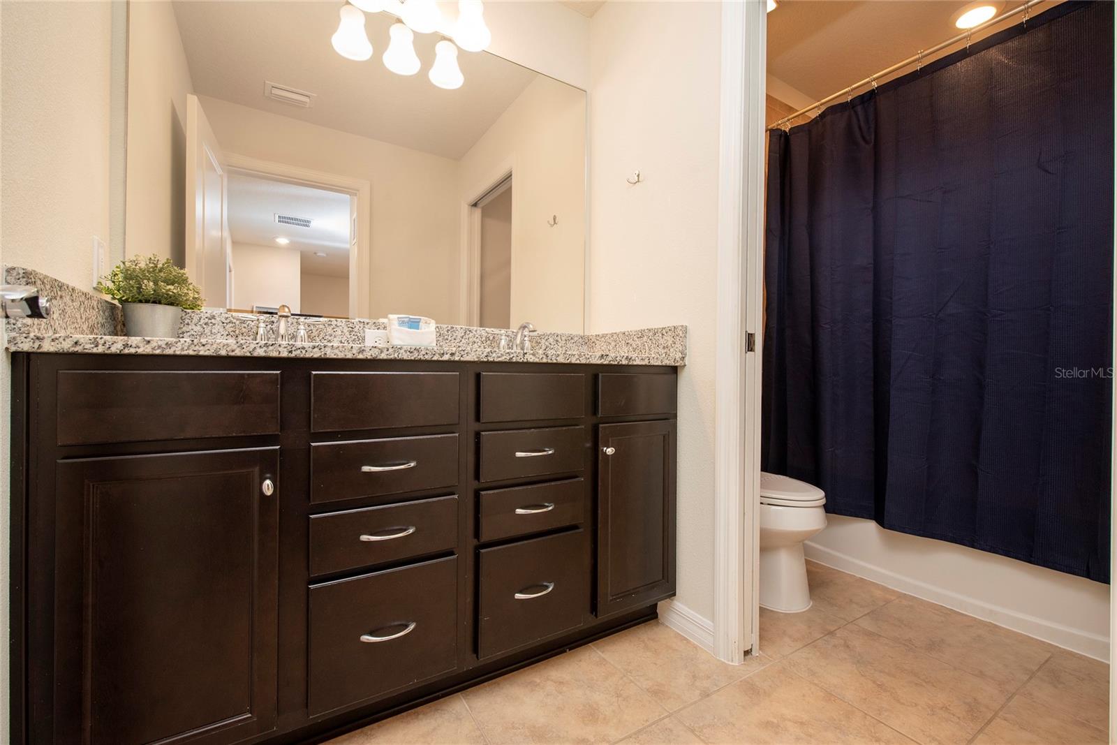 Image 33 of 51 For 4611 Terrasonesta Drive