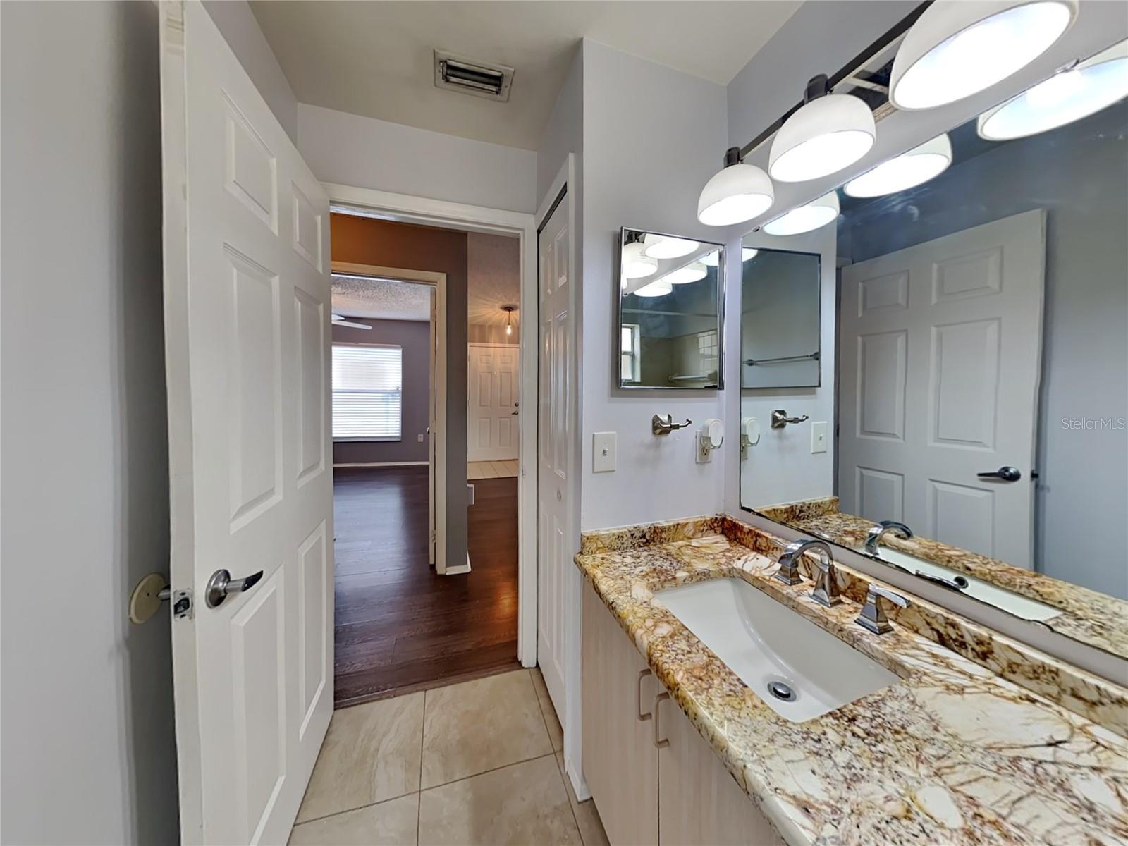 Image 10 of 18 For 1118 Vista Palma Way