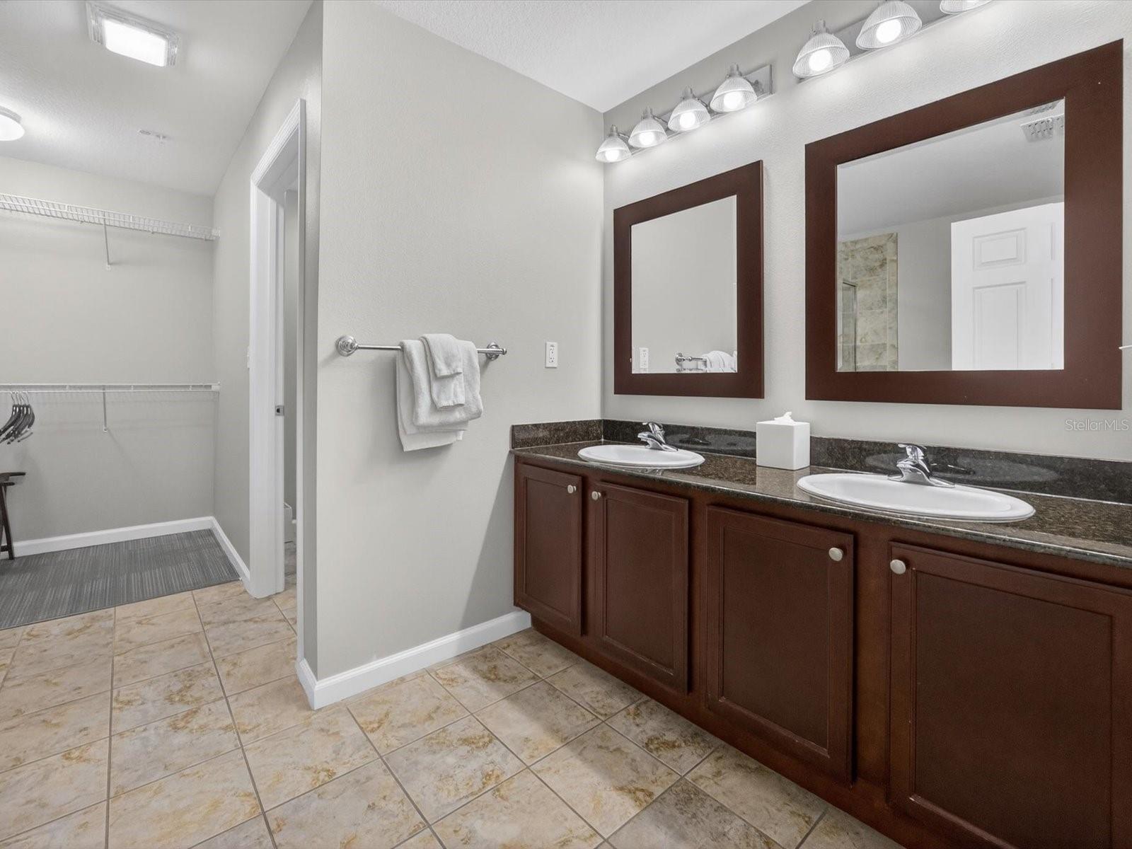 Image 13 of 50 For 14501 Grove Resort Avenue 1721