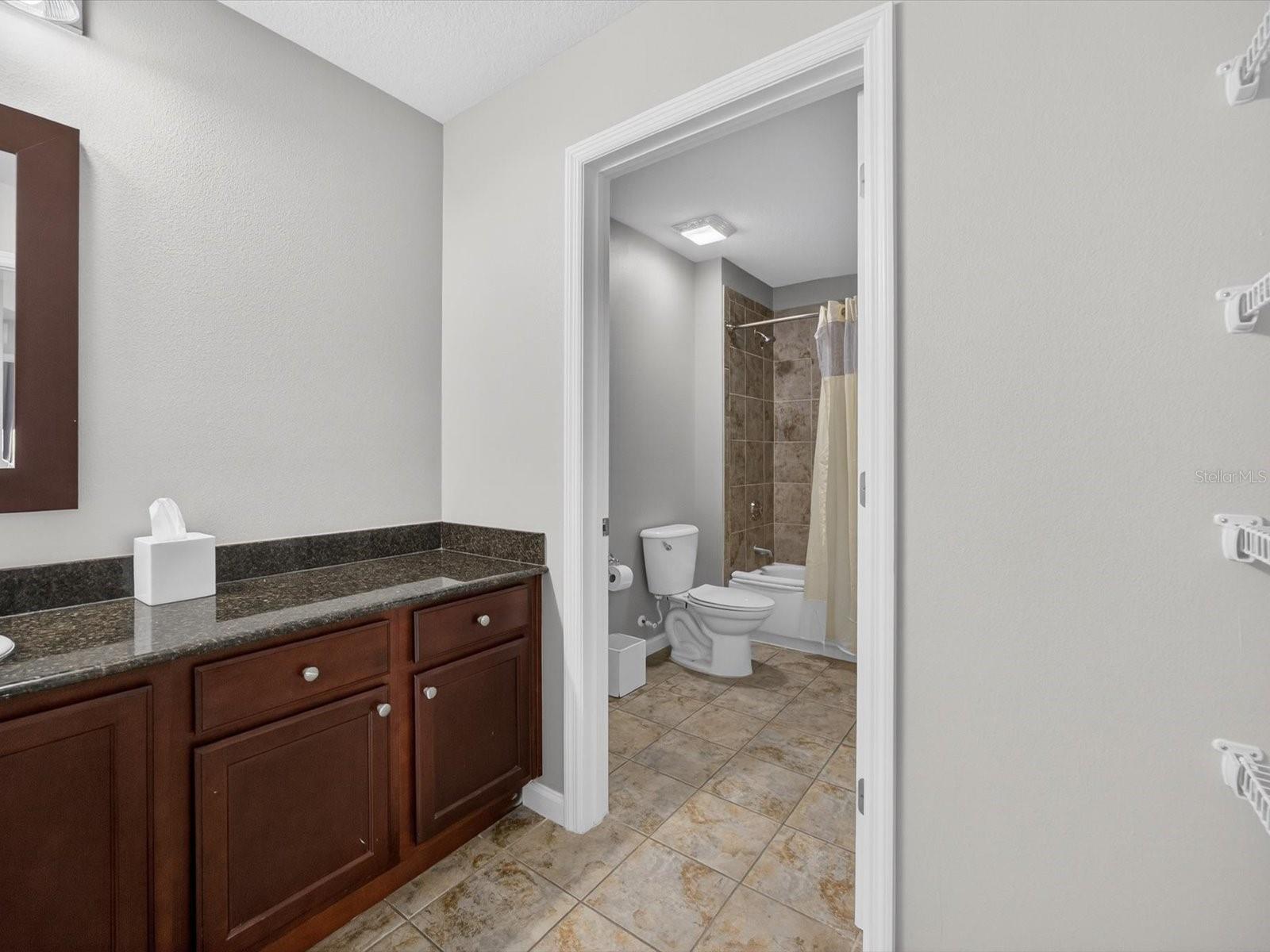 Image 18 of 50 For 14501 Grove Resort Avenue 1721