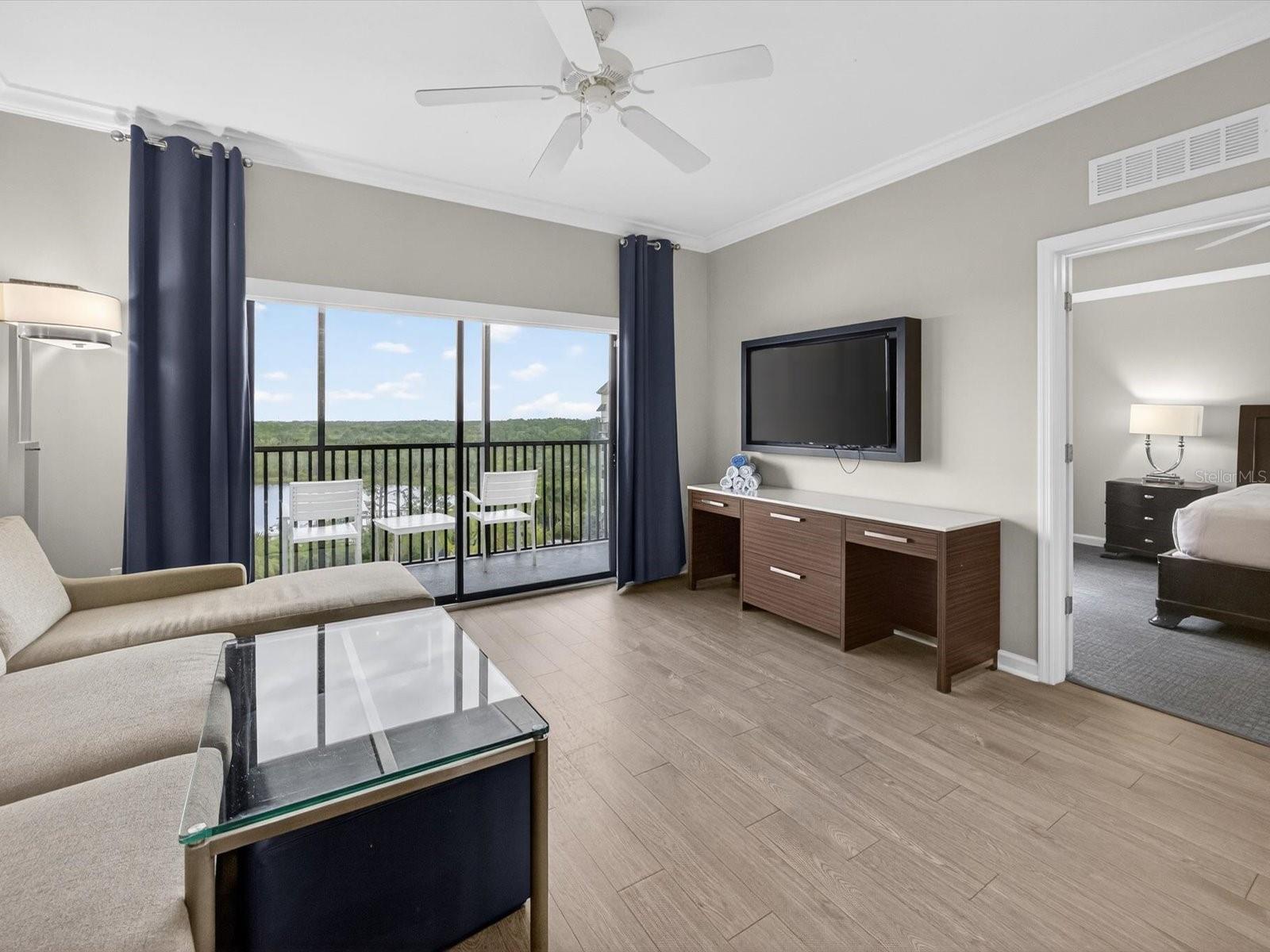 Image 4 of 50 For 14501 Grove Resort Avenue 1721