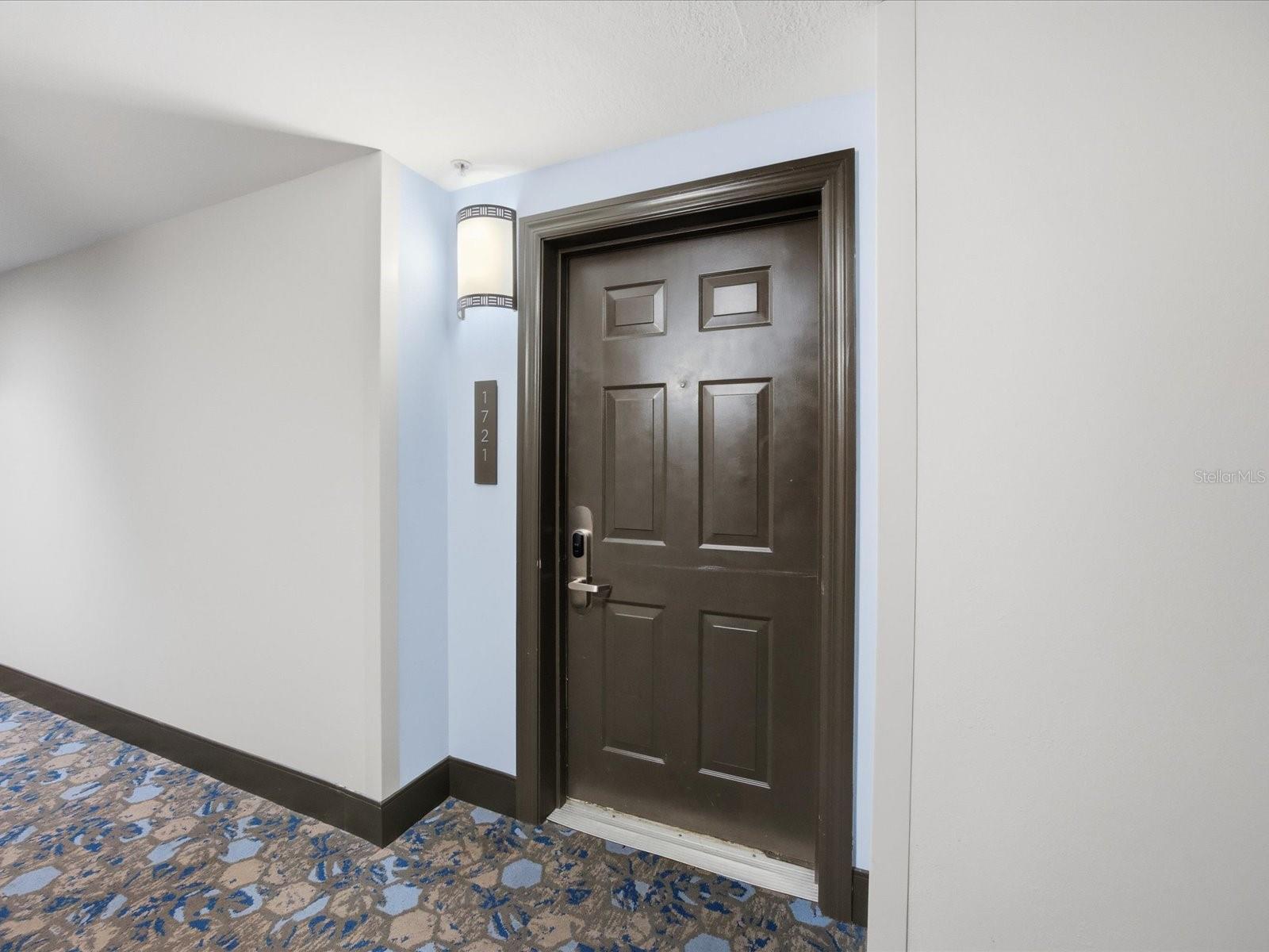 Image 47 of 50 For 14501 Grove Resort Avenue 1721