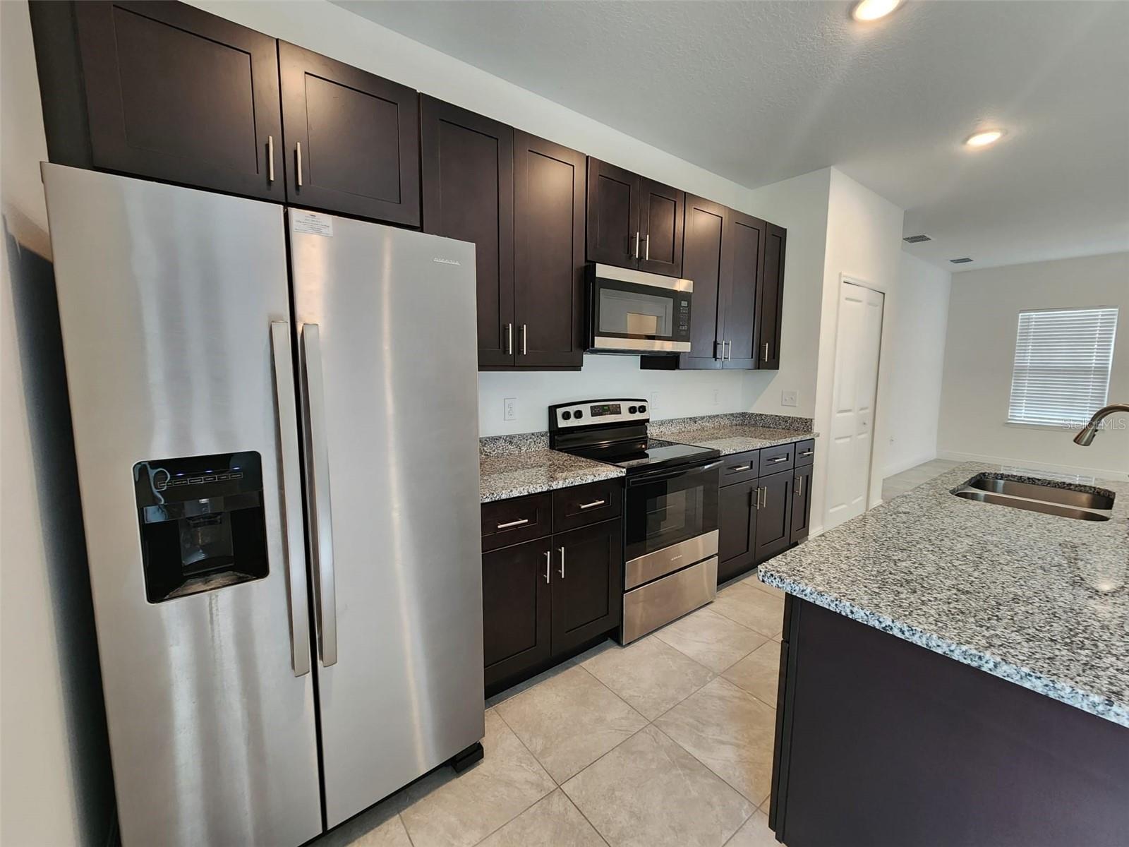 Image 7 of 21 For 14055 48th Avenue Road