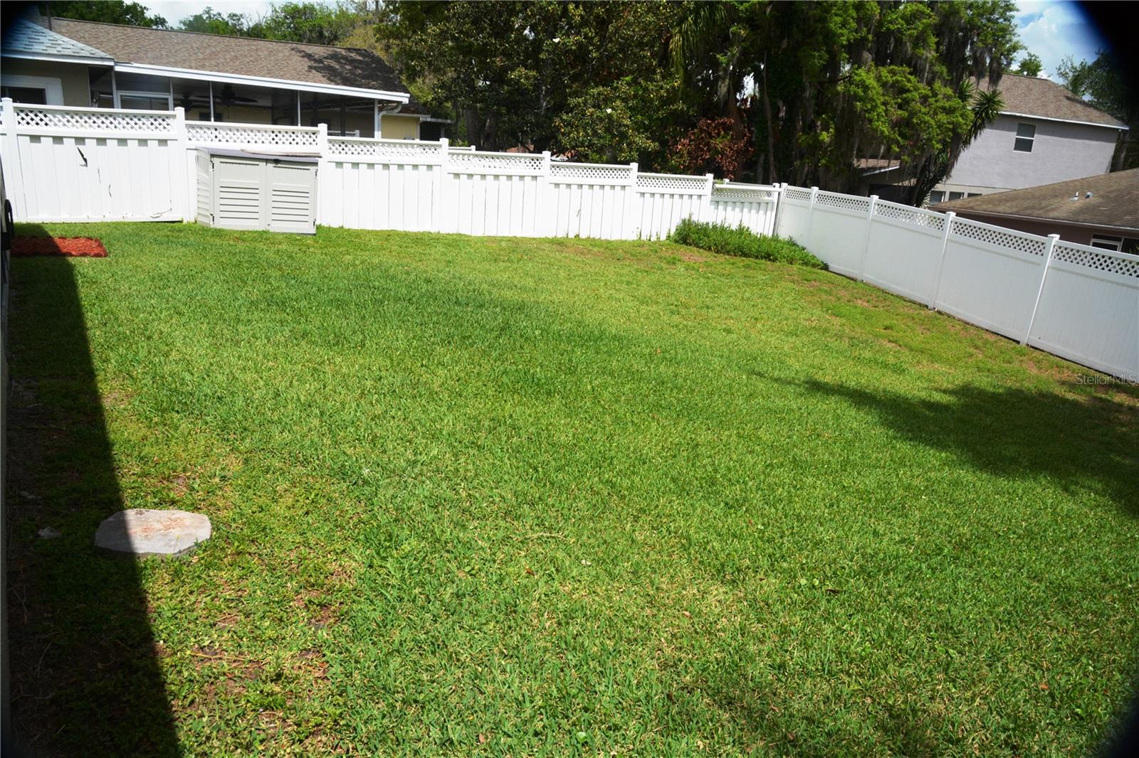 Image 23 of 27 For 809 Straw Lake Drive