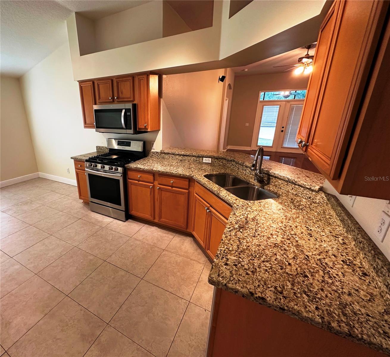 Image 6 of 27 For 809 Straw Lake Drive