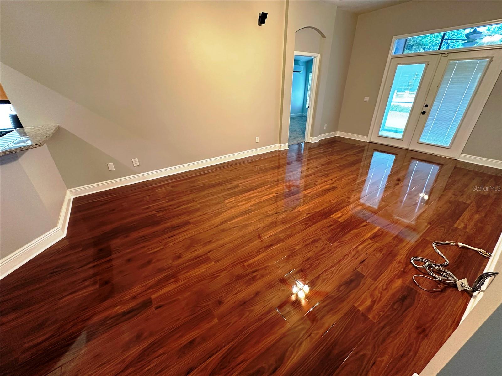 Image 8 of 27 For 809 Straw Lake Drive