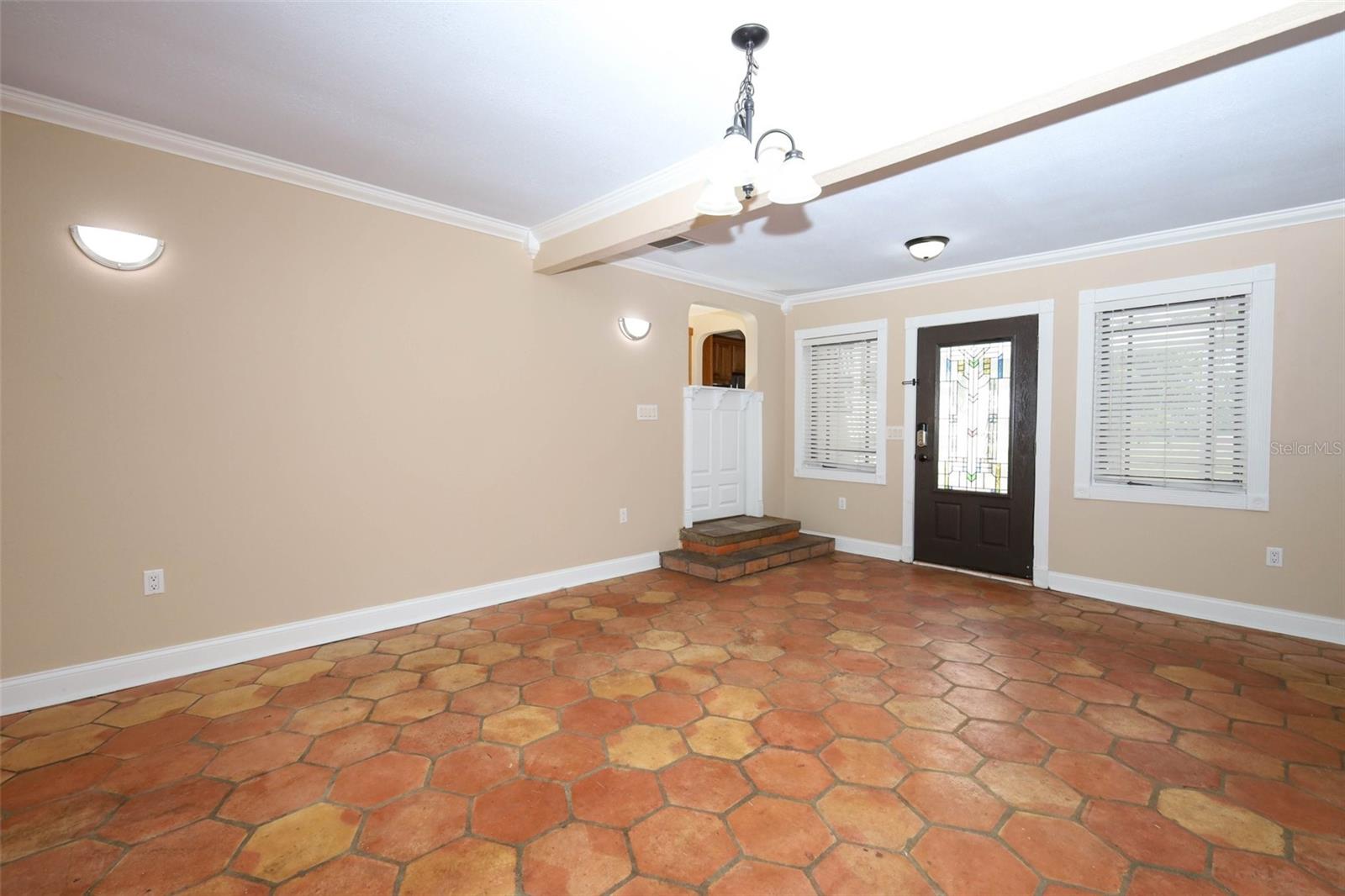 Image 15 of 70 For 665 Lake Mills Road