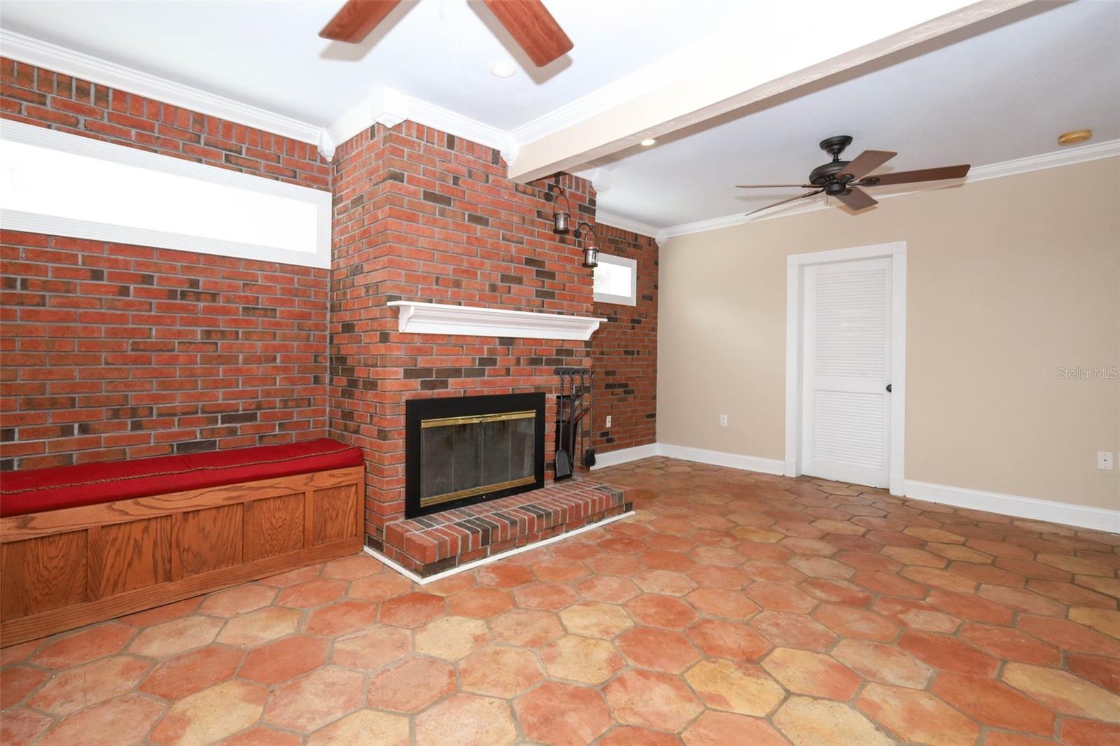 Image 18 of 70 For 665 Lake Mills Road