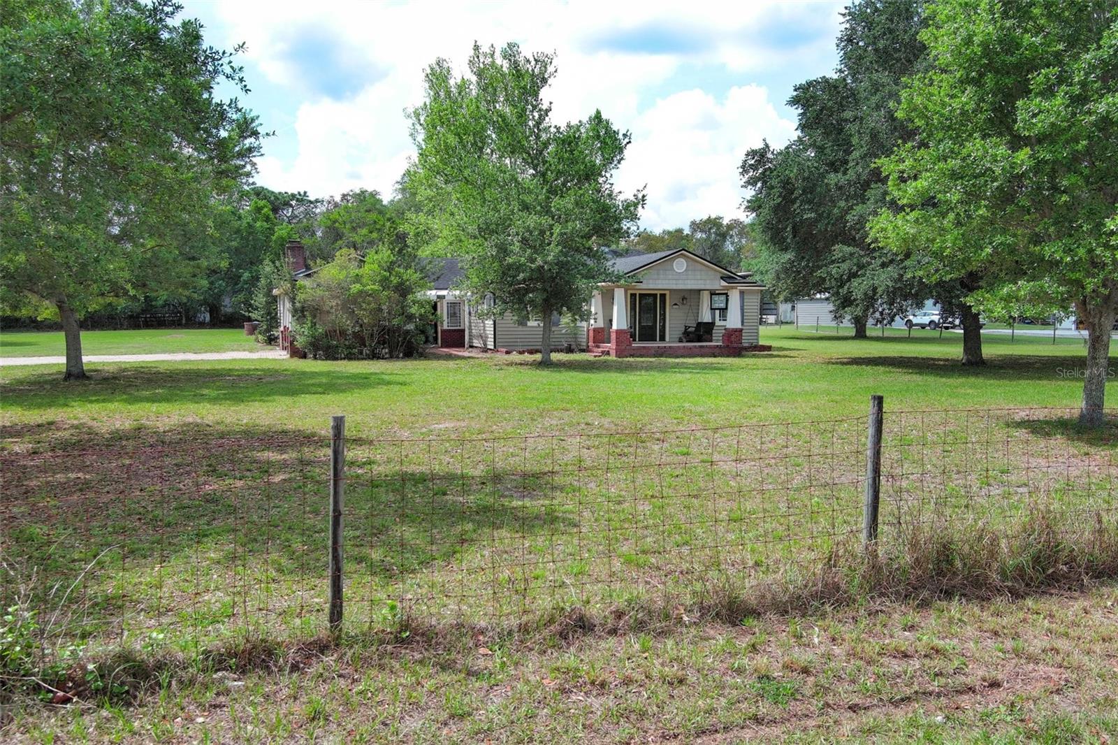 Image 2 of 70 For 665 Lake Mills Road