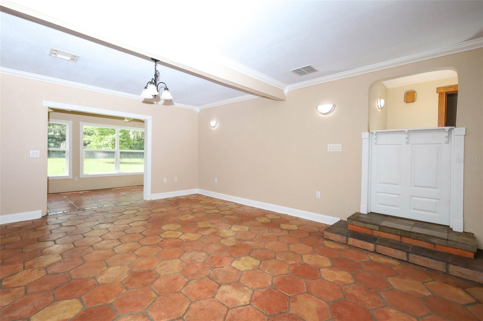 Image 22 of 70 For 665 Lake Mills Road