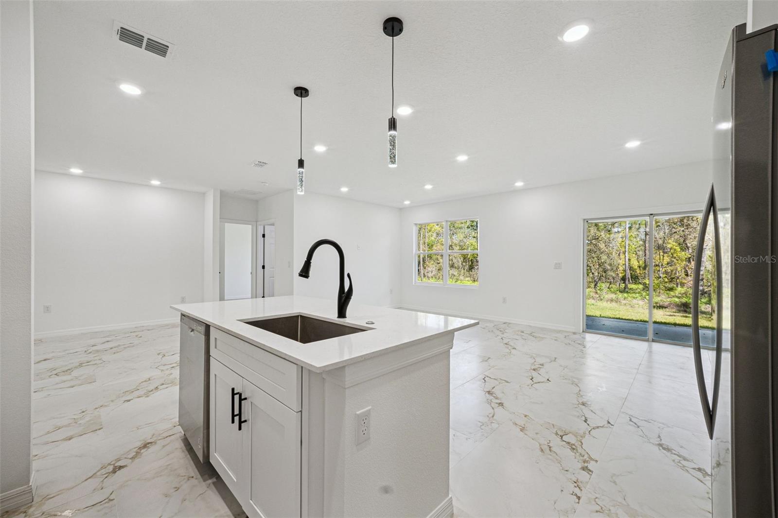 Image 10 of 37 For 771 Bancroft Drive