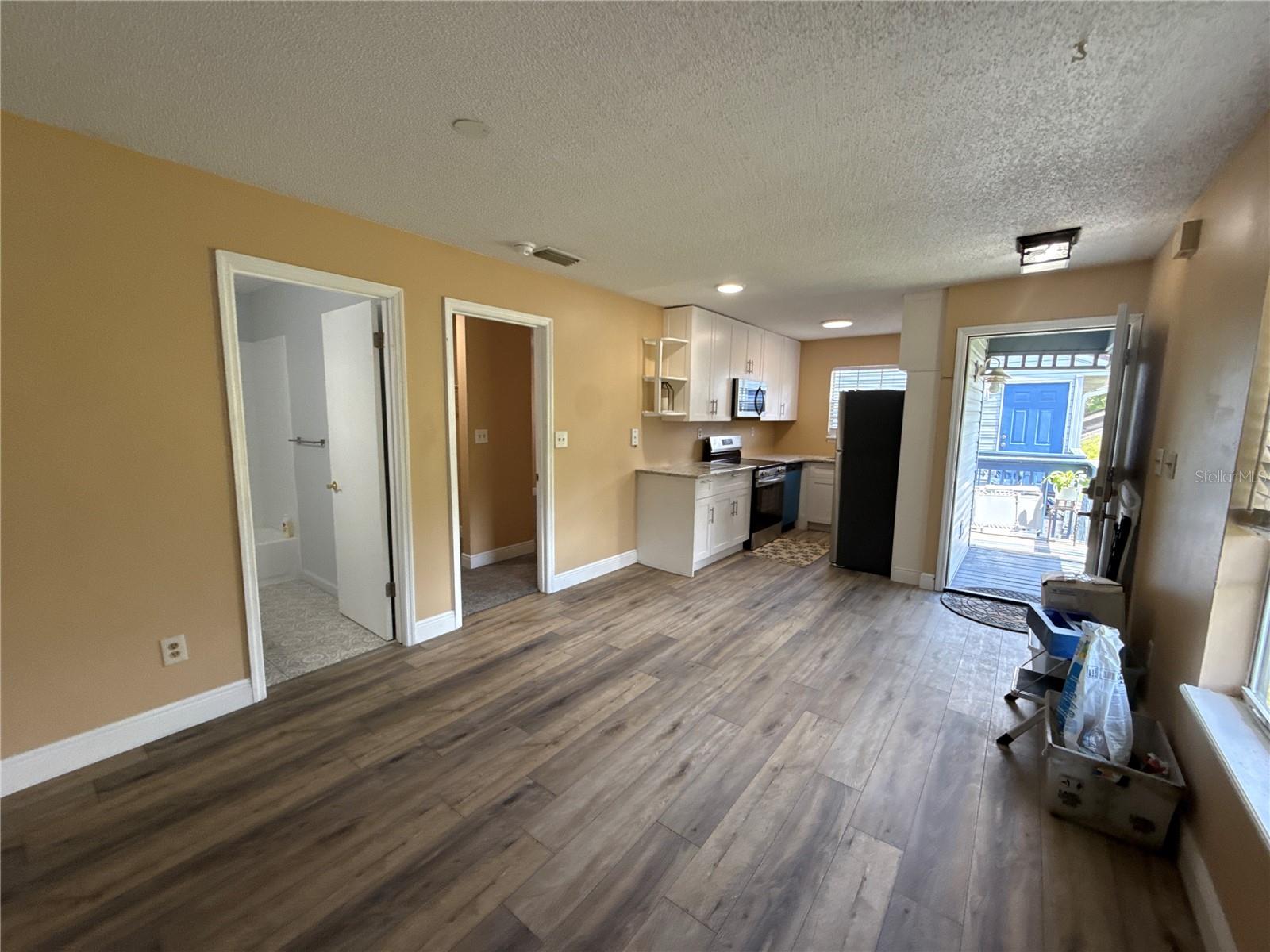 Image 12 of 15 For 313 Dirksen Drive 4