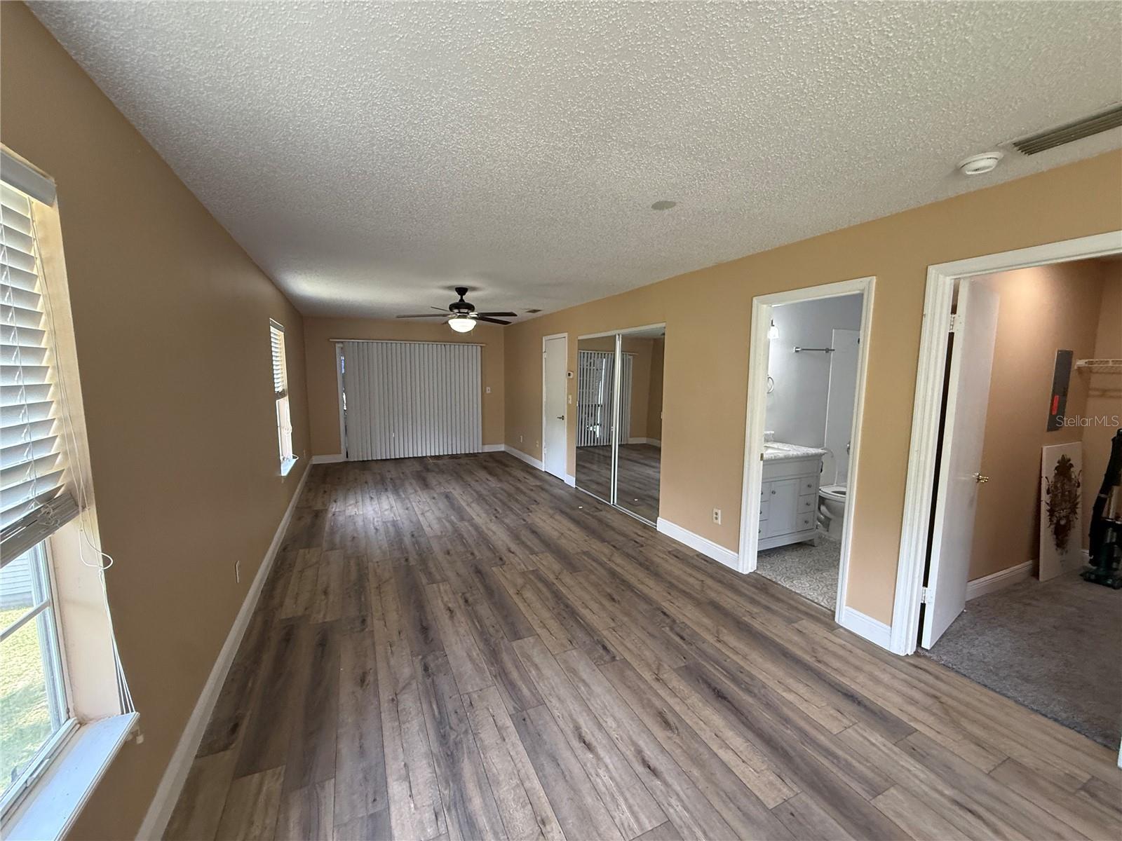 Image 6 of 15 For 313 Dirksen Drive 4