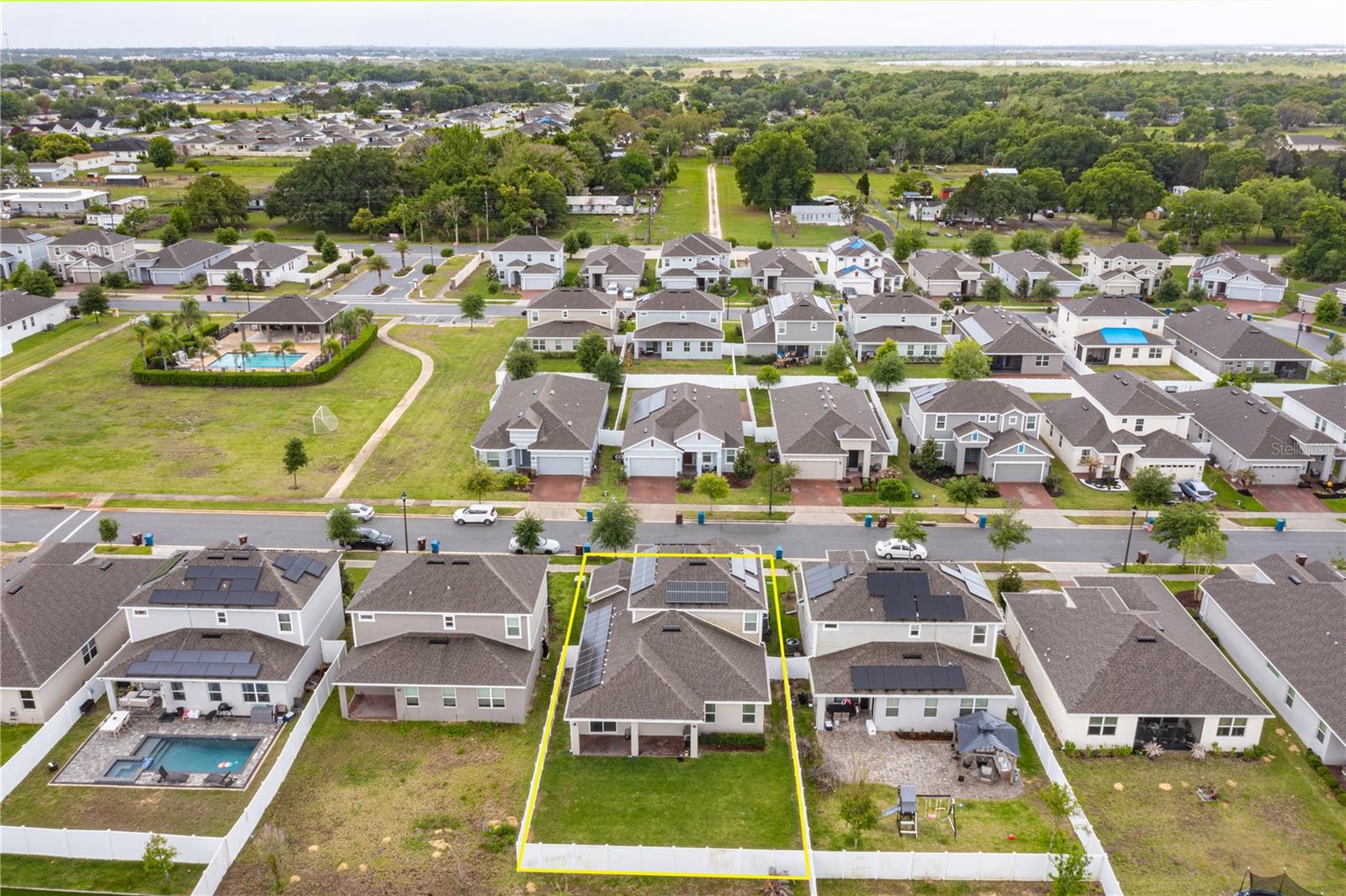 Image 3 of 31 For 1324 Yorkdale Road