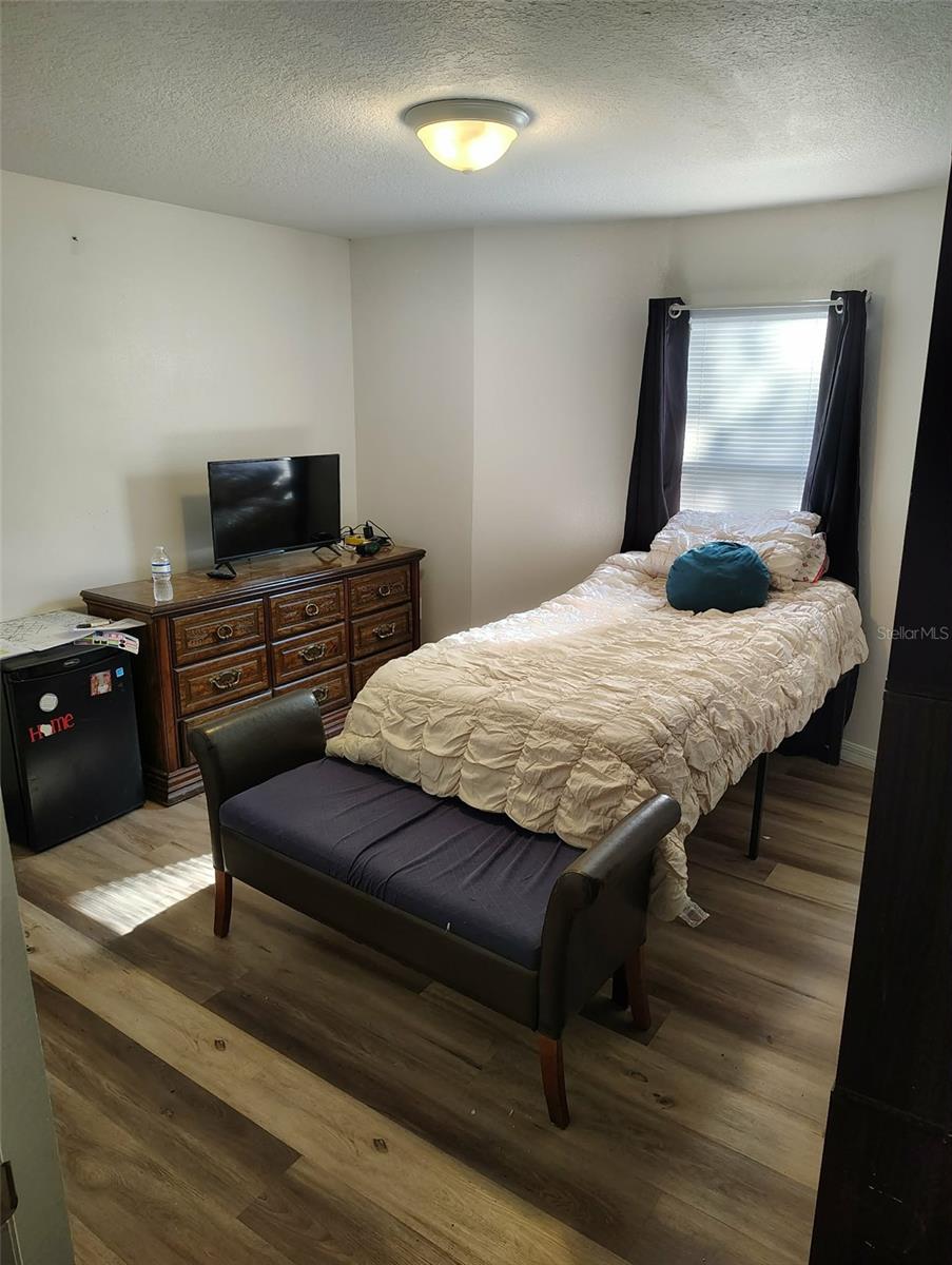 Image 18 of 45 For 2974 Brenda Lane