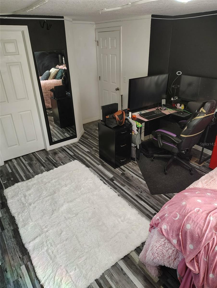 Image 25 of 45 For 2974 Brenda Lane