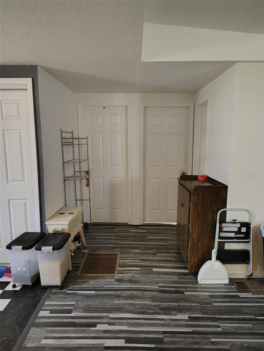 Image 29 of 45 For 2974 Brenda Lane