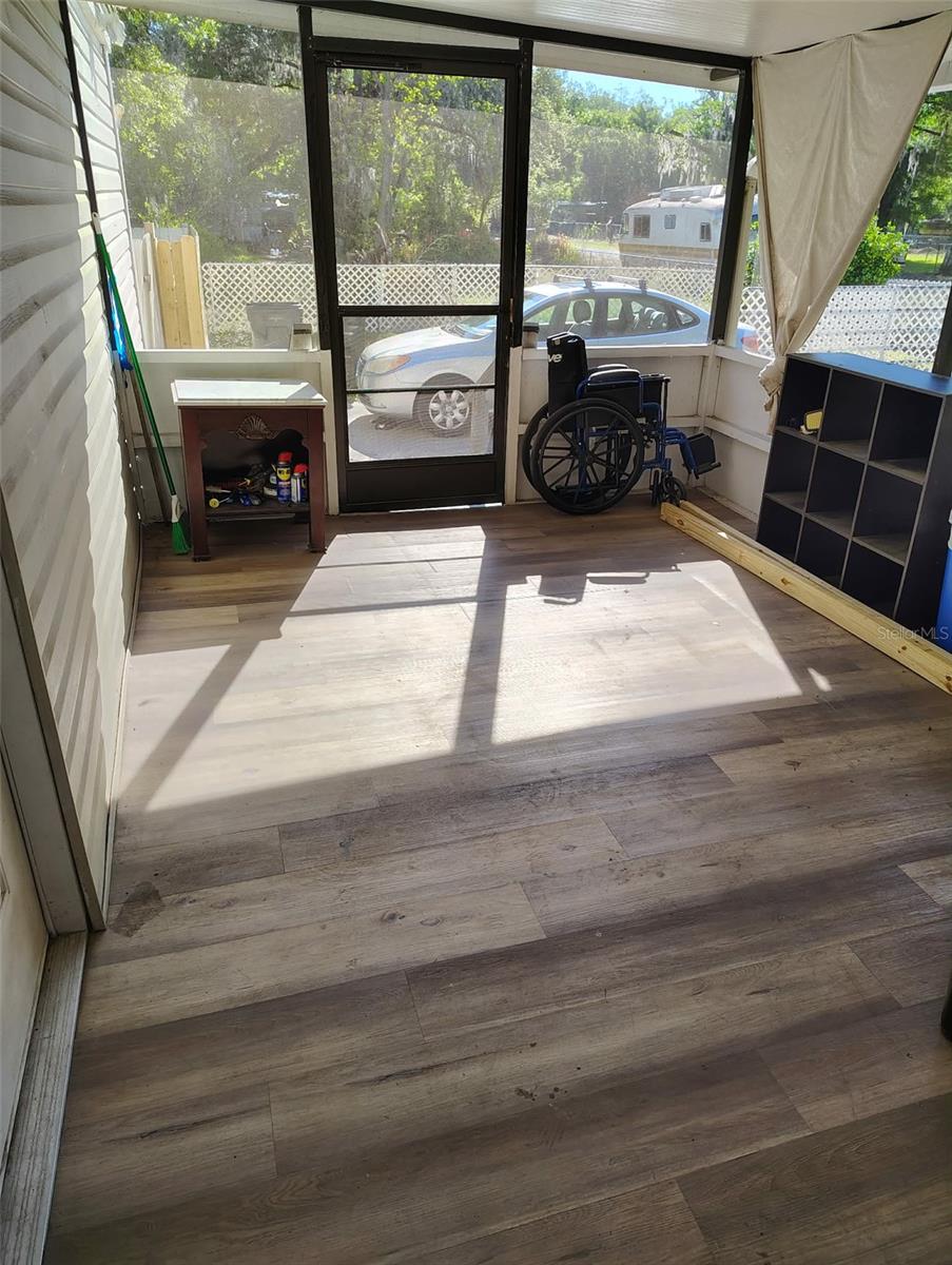 Image 5 of 45 For 2974 Brenda Lane