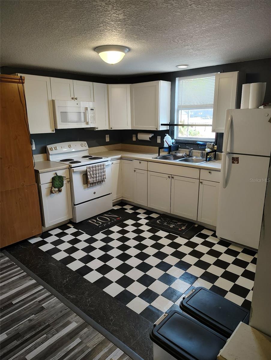 Image 8 of 45 For 2974 Brenda Lane