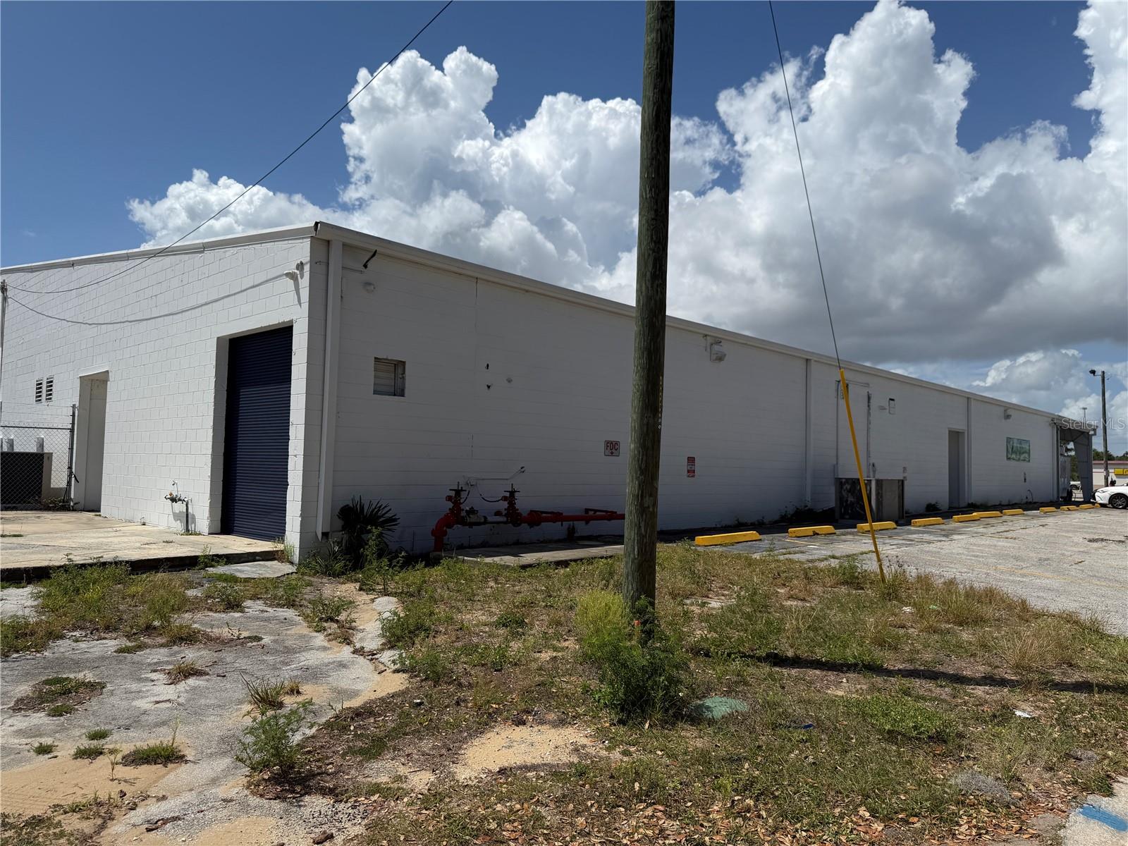 Listing photo id 17 for 2001 Bay Street