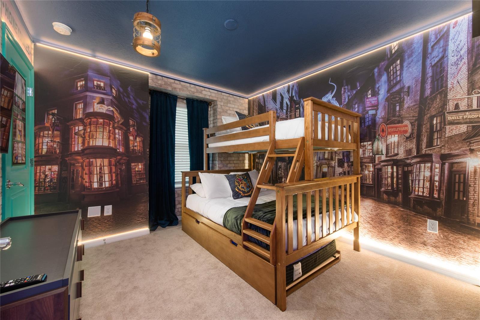 Image 20 of 46 For 4322 Lana Avenue