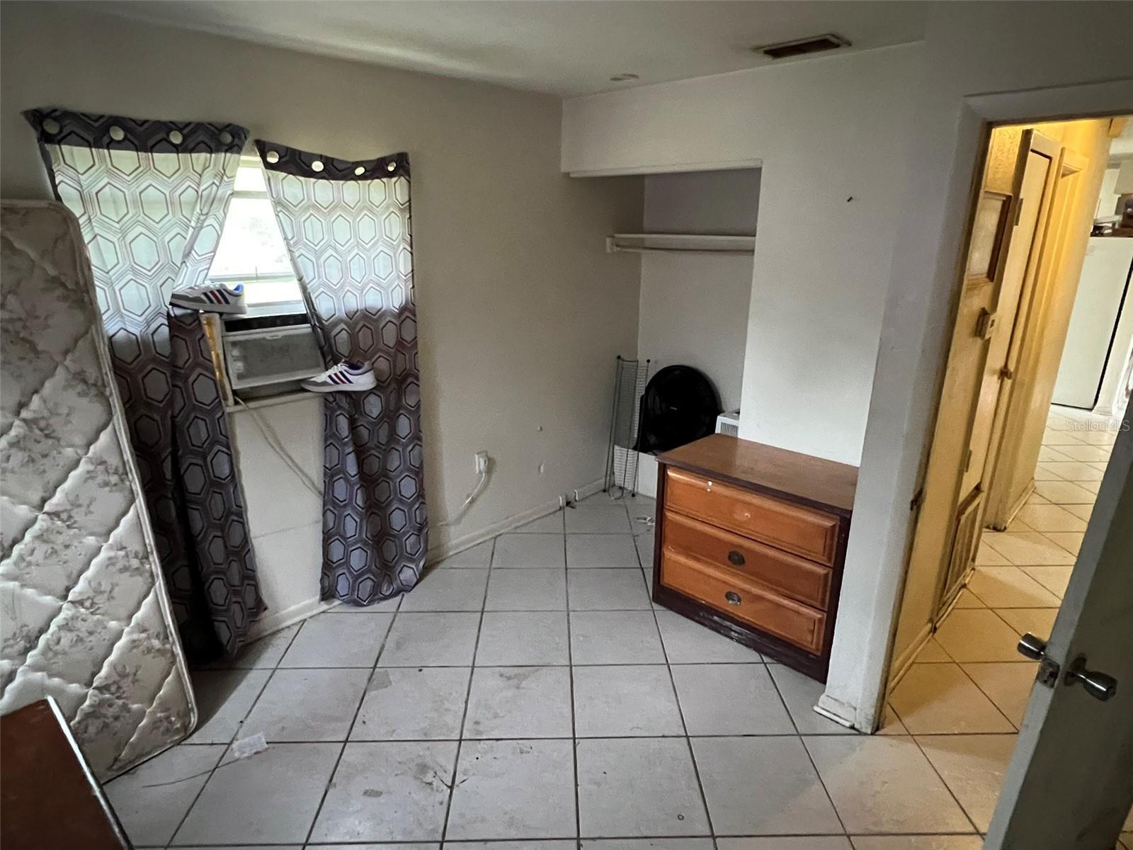 Image 6 of 6 For 132 Argos Avenue