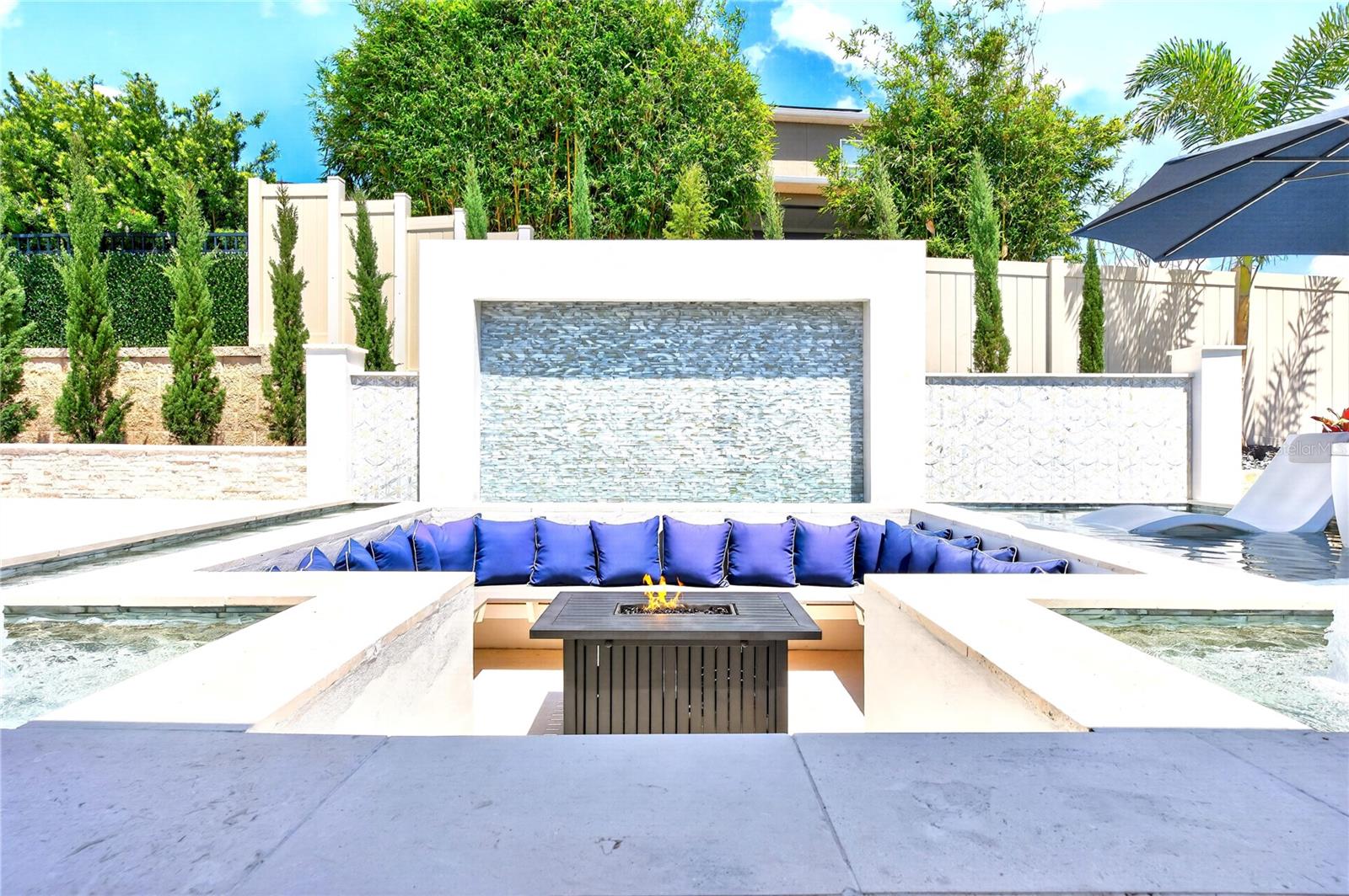 Image 5 of 65 For 16435 Good Hearth Boulevard