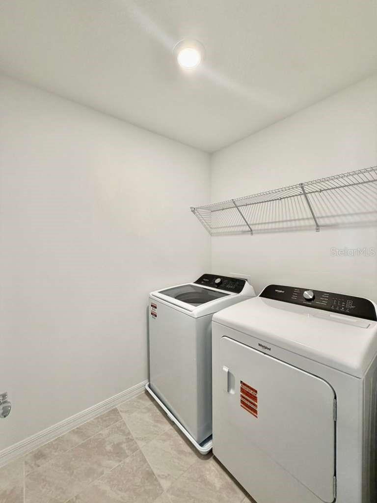 Image 9 of 22 For 11507 Harborview Street