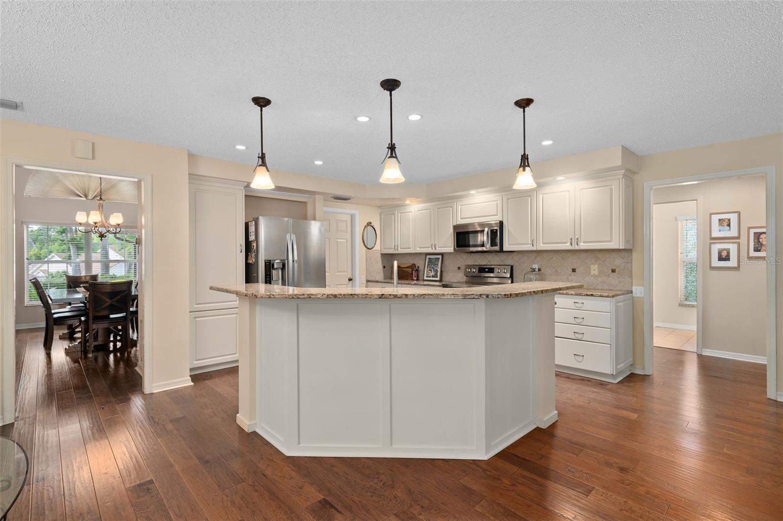 Image 15 of 47 For 1203 Tall Pine Drive