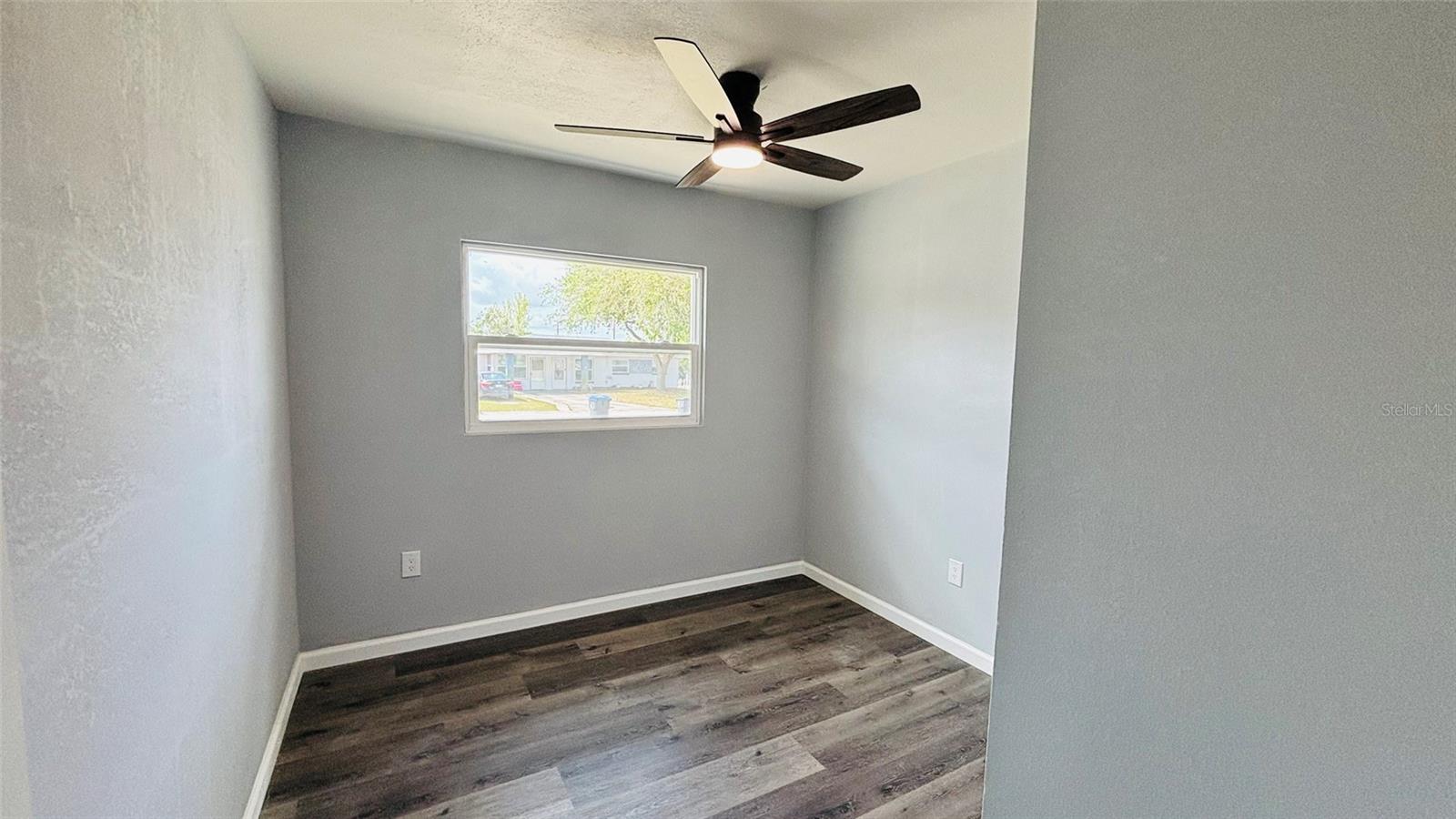 Image 16 of 21 For 3970 Baker Avenue