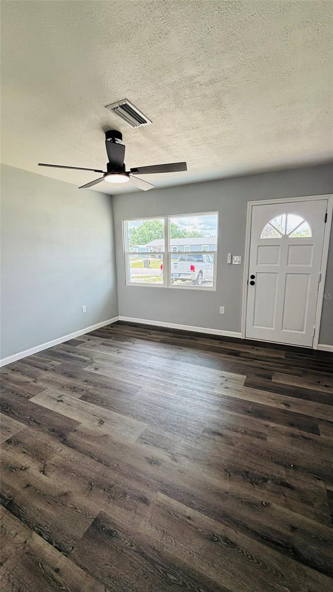 Image 17 of 21 For 3970 Baker Avenue