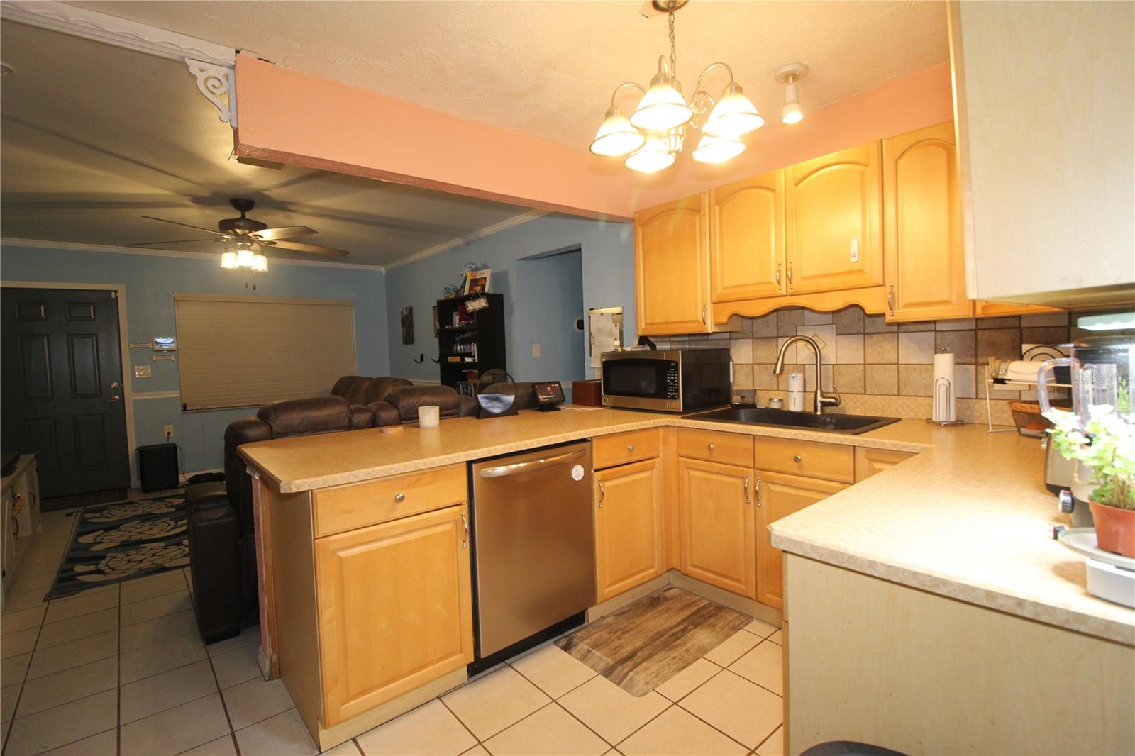 Image 4 of 19 For 2801 Sprague Drive